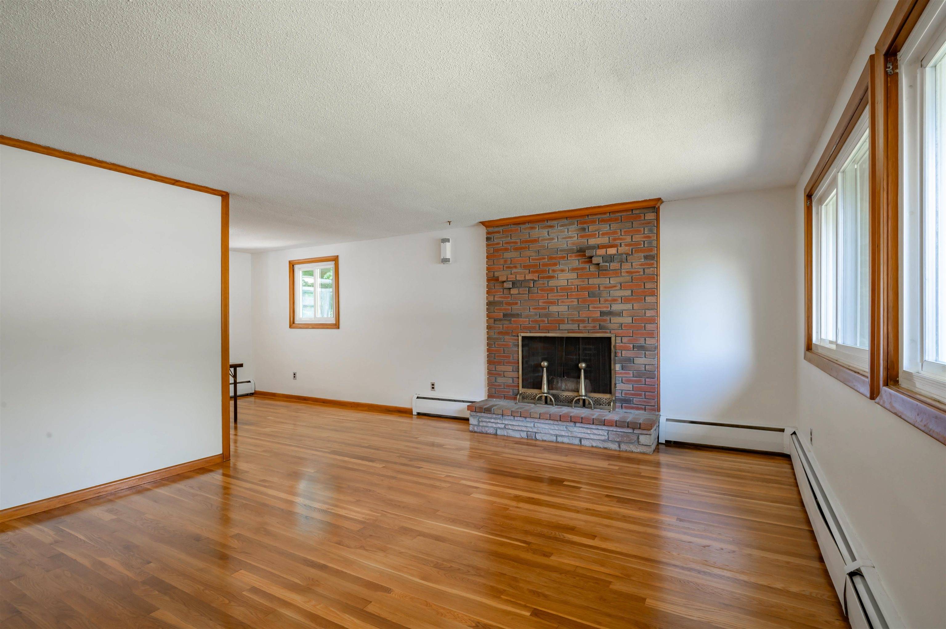 Wilmington, MA 01887,14 Roberts RD