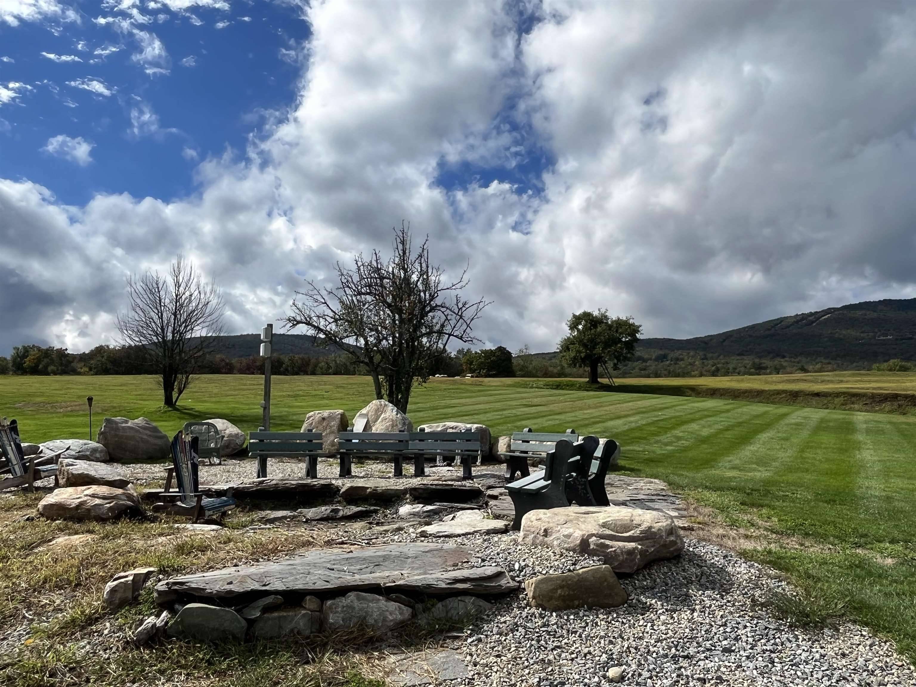 Ludlow, VT 05149,85 Pallottas HL