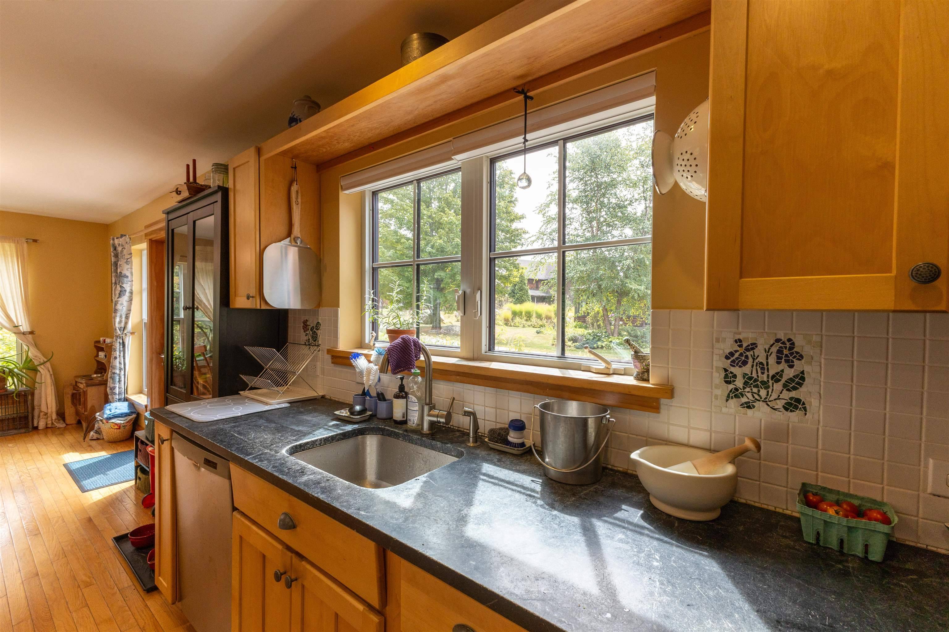 Peterborough, NH 03458,89 Steele RD