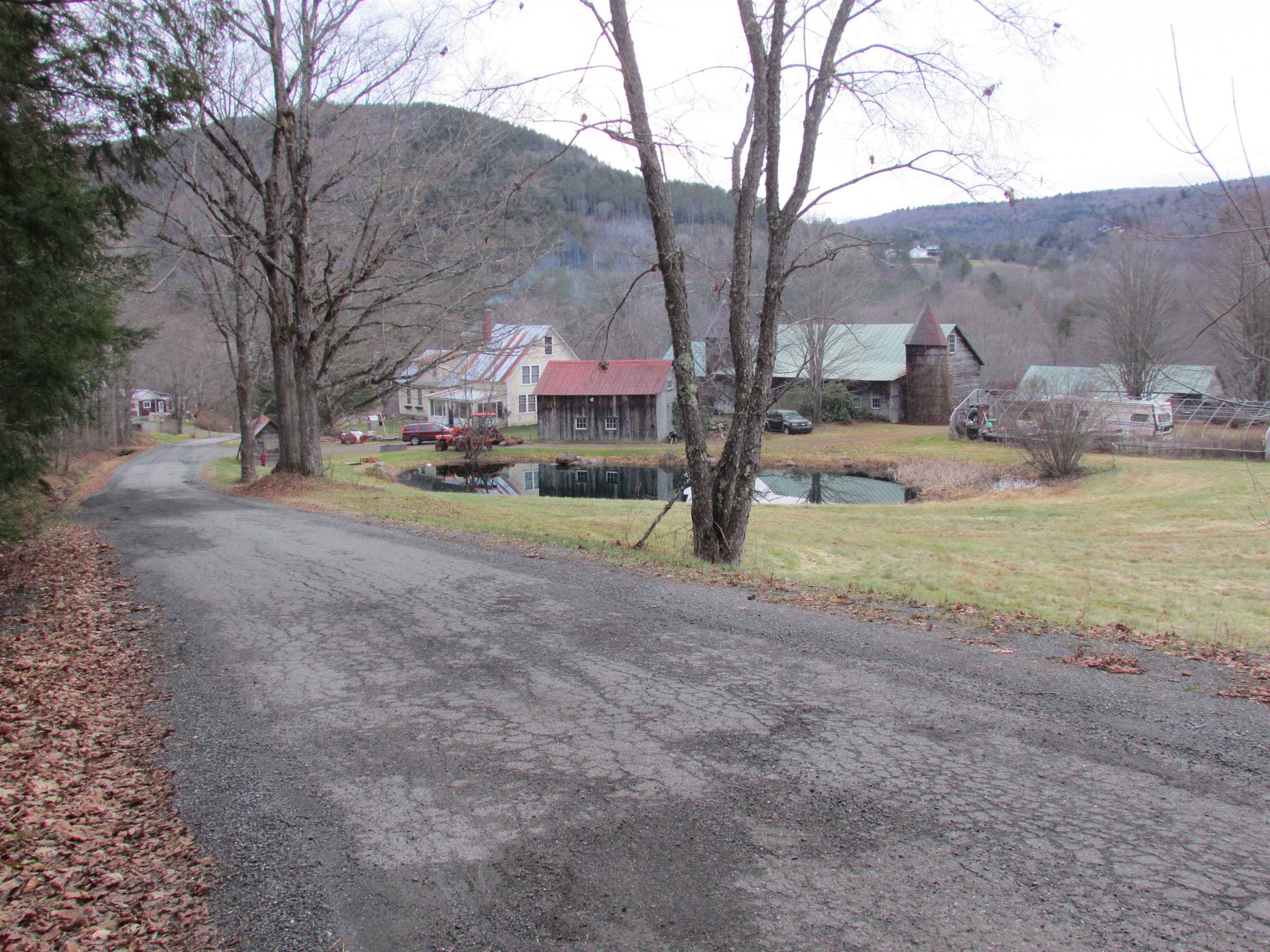 Hartford, VT 05001,72 Wood RD