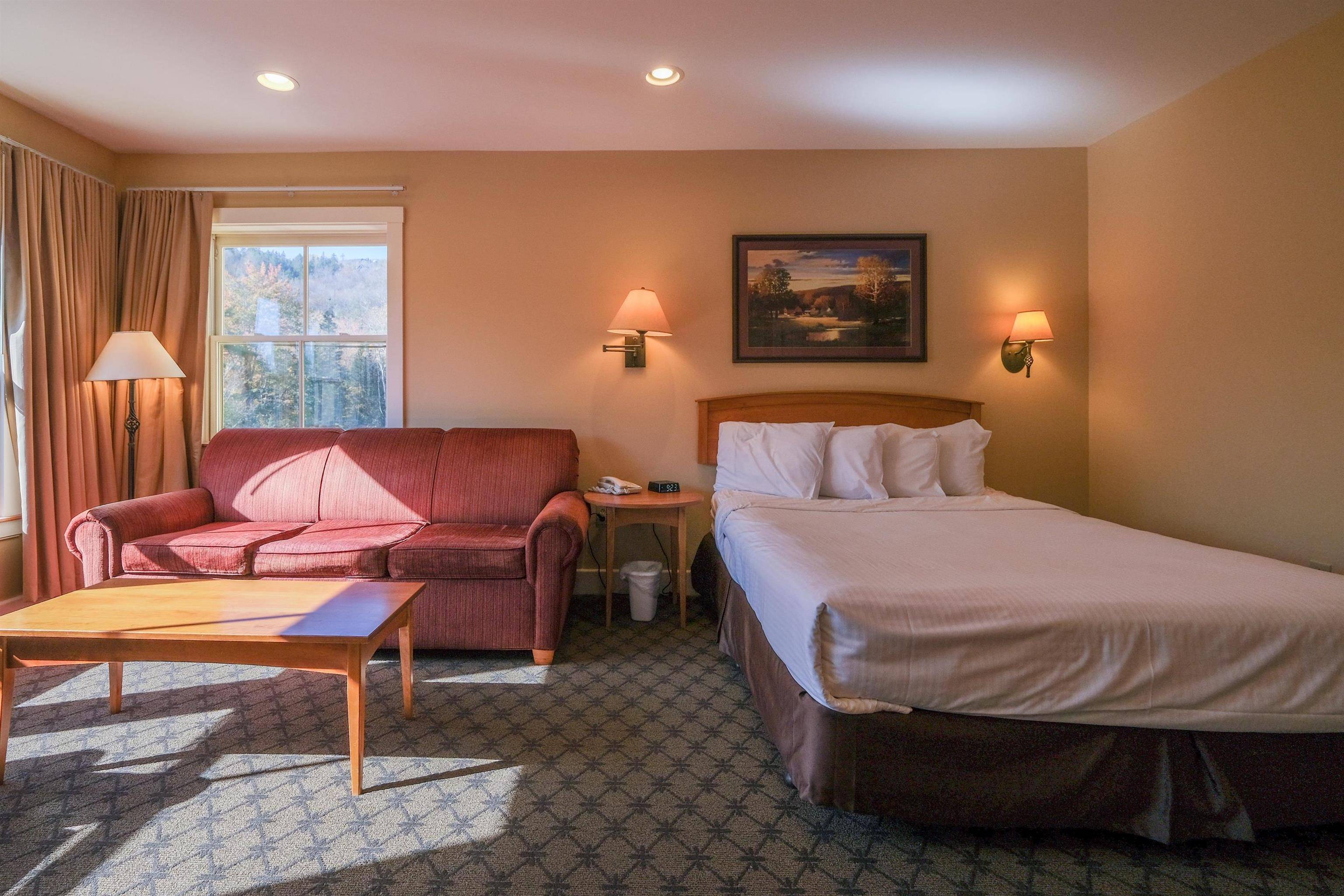 Ludlow, VT 05149,212 QIII Jackson Gore Inn