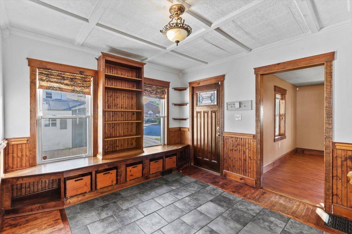 Manchester, NH 03103,201 Jewett ST