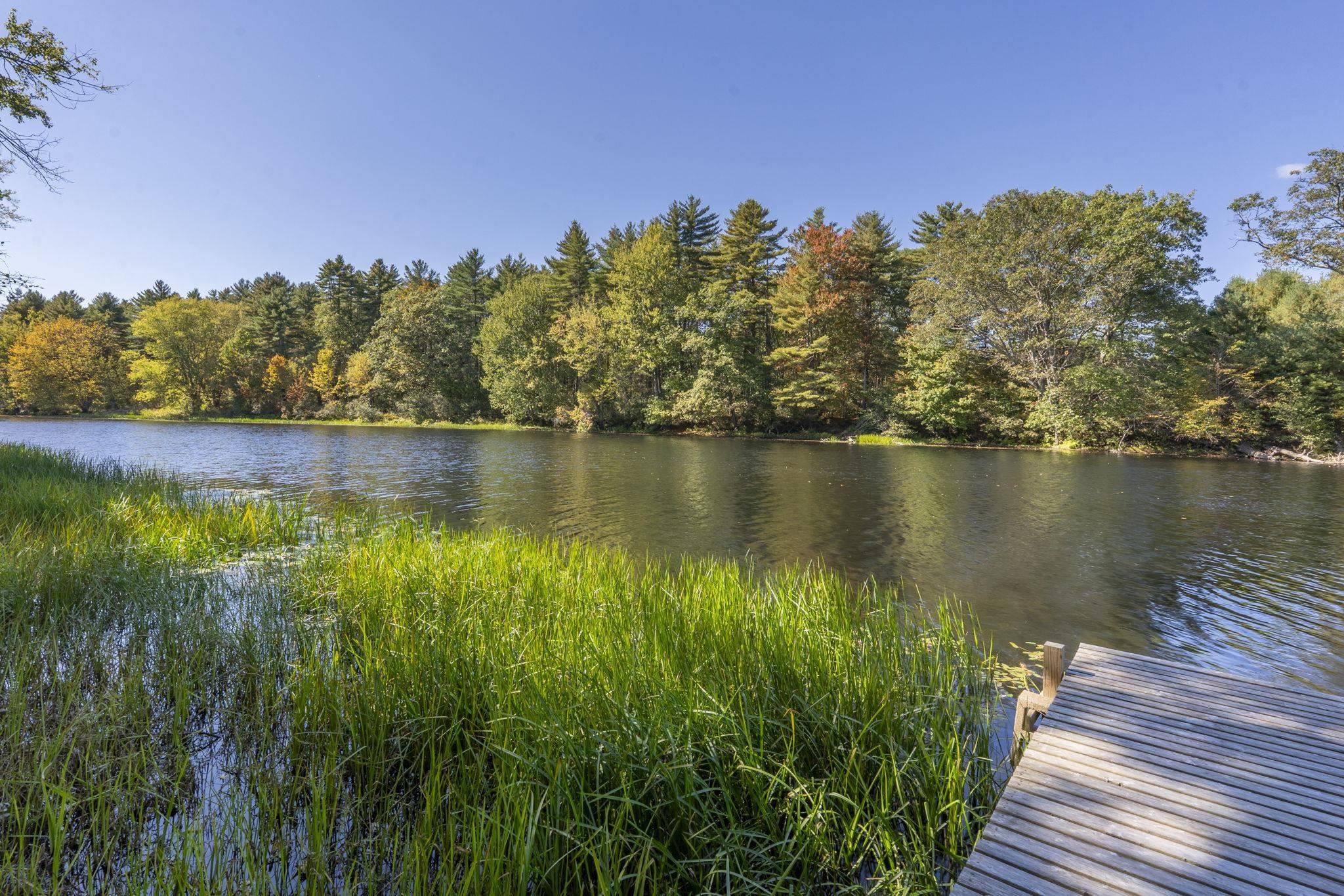 Concord, NH 03303,148 Broad Cove DR