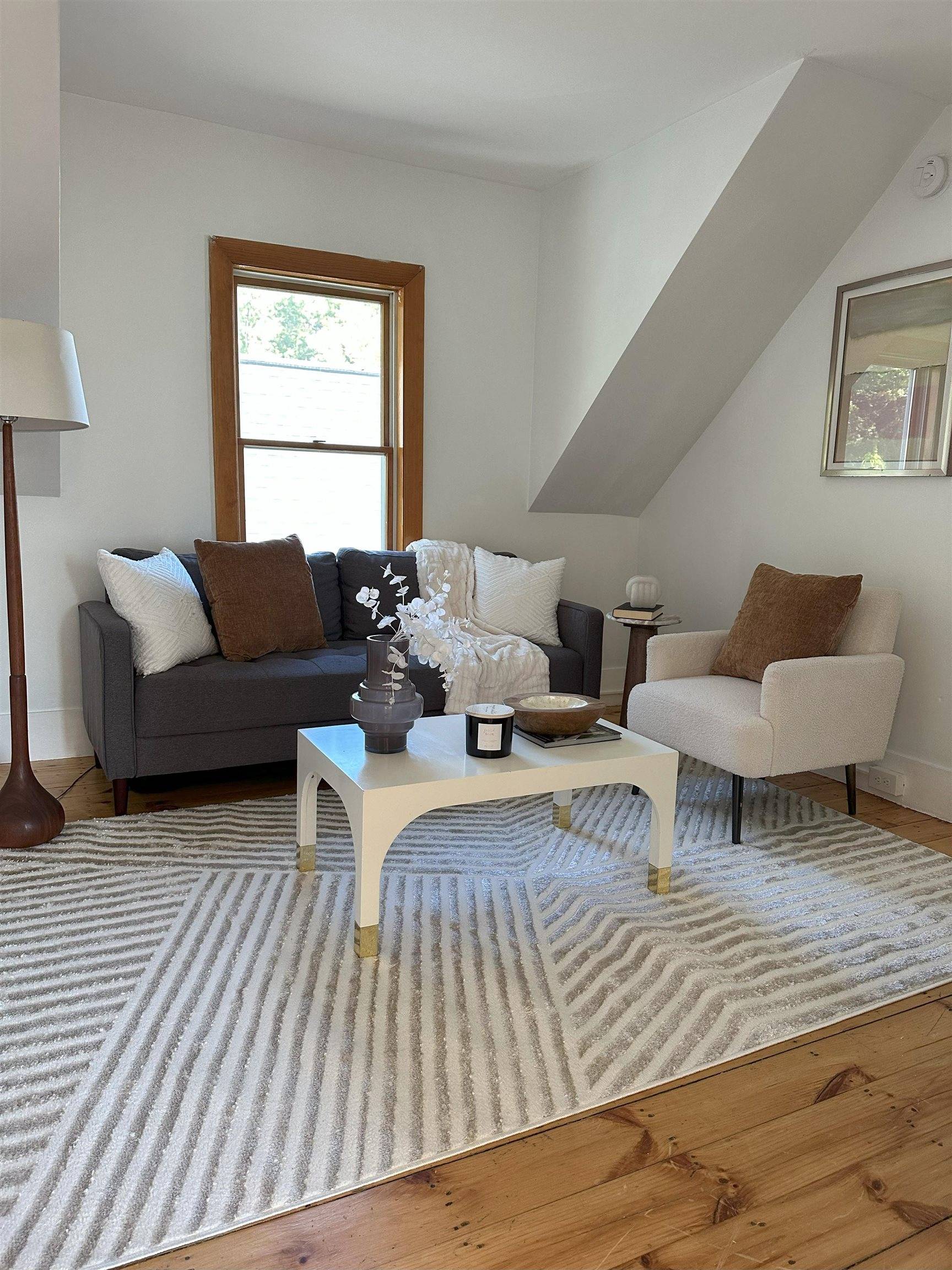 Manchester, NH 03102,381 Thornton ST #3