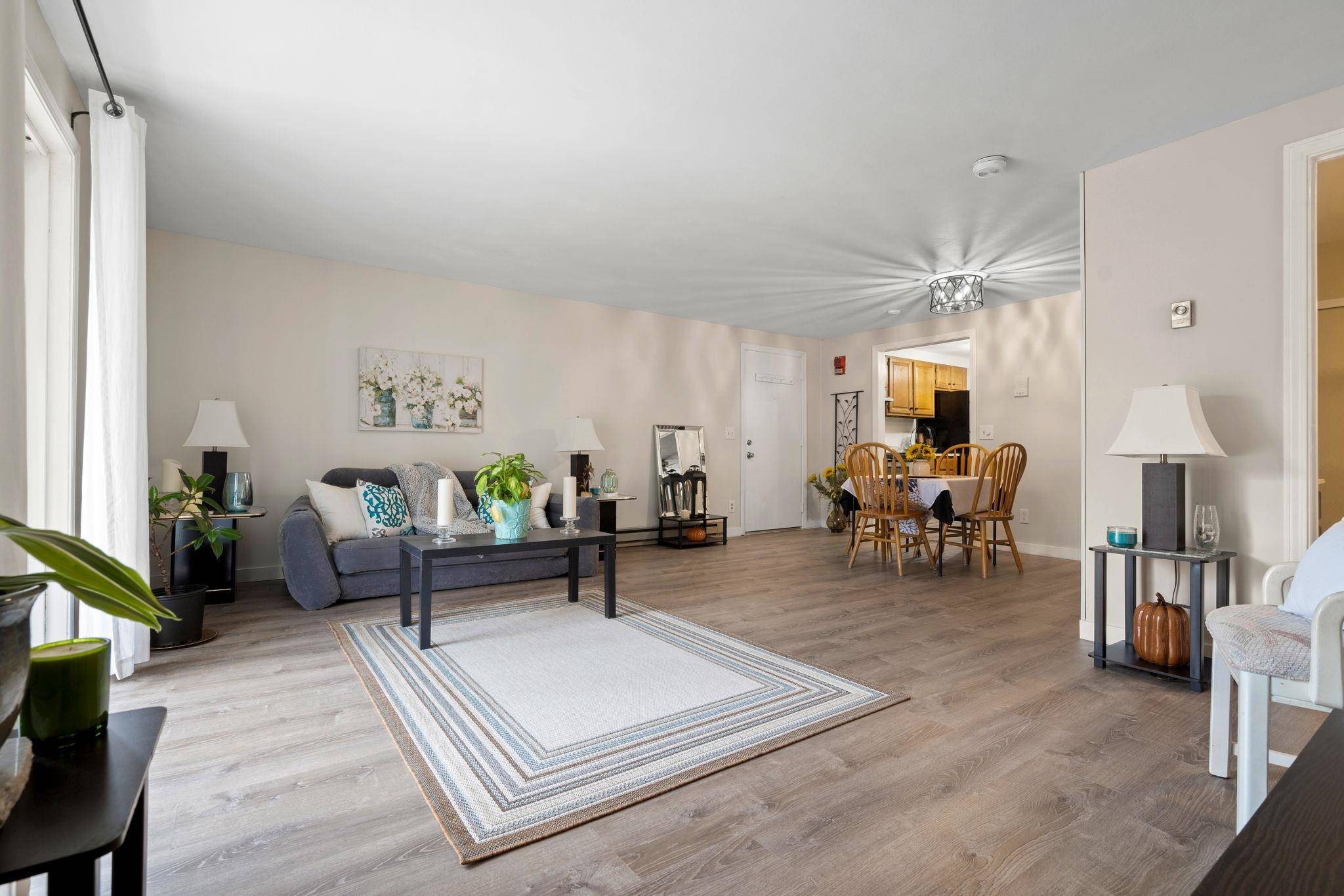 Exeter, NH 03833,39 ernest AVE #202