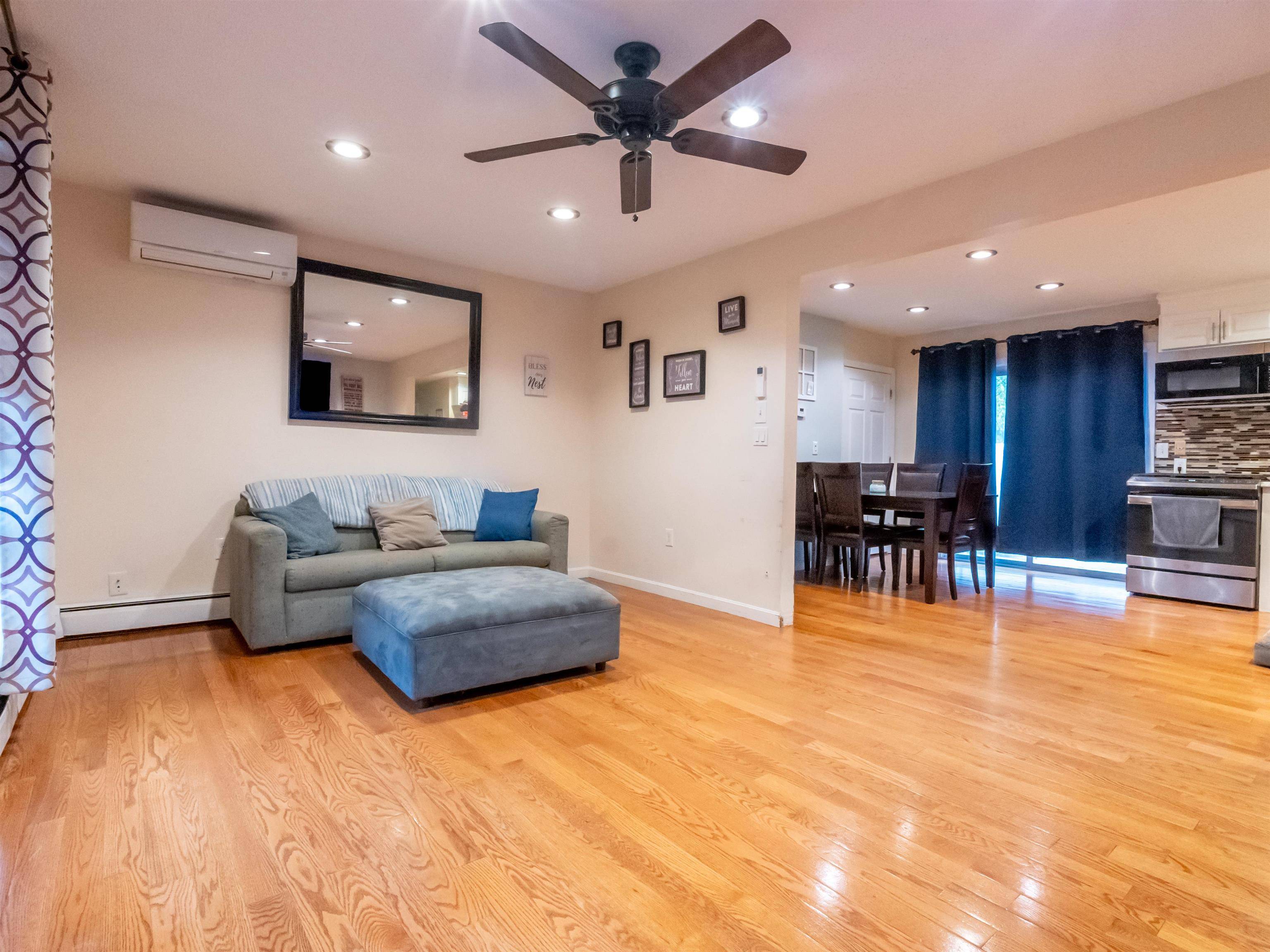 Manchester, NH 03103,87 S Wilson ST