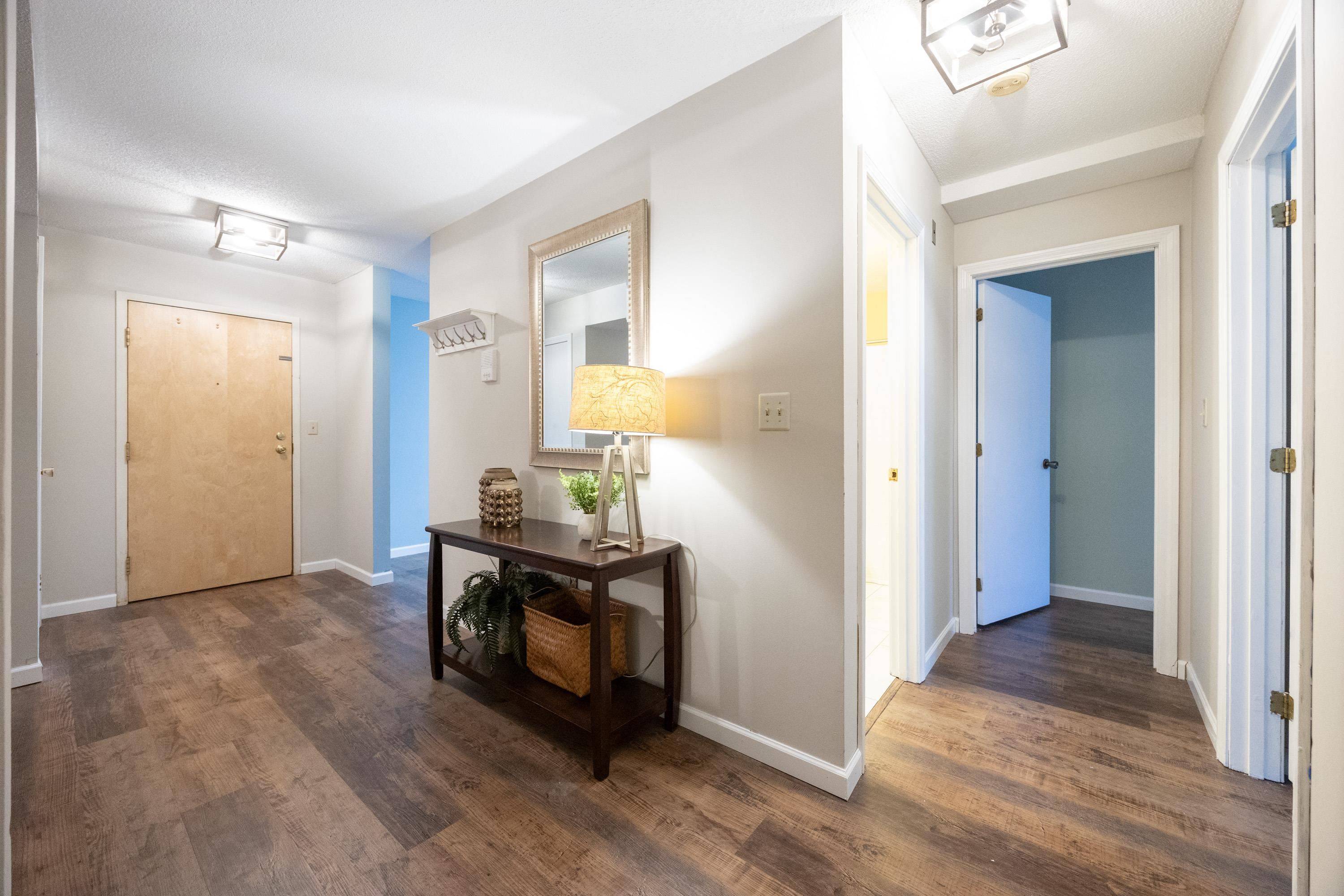 Nashua, NH 03063,5 Blackstone DR #4