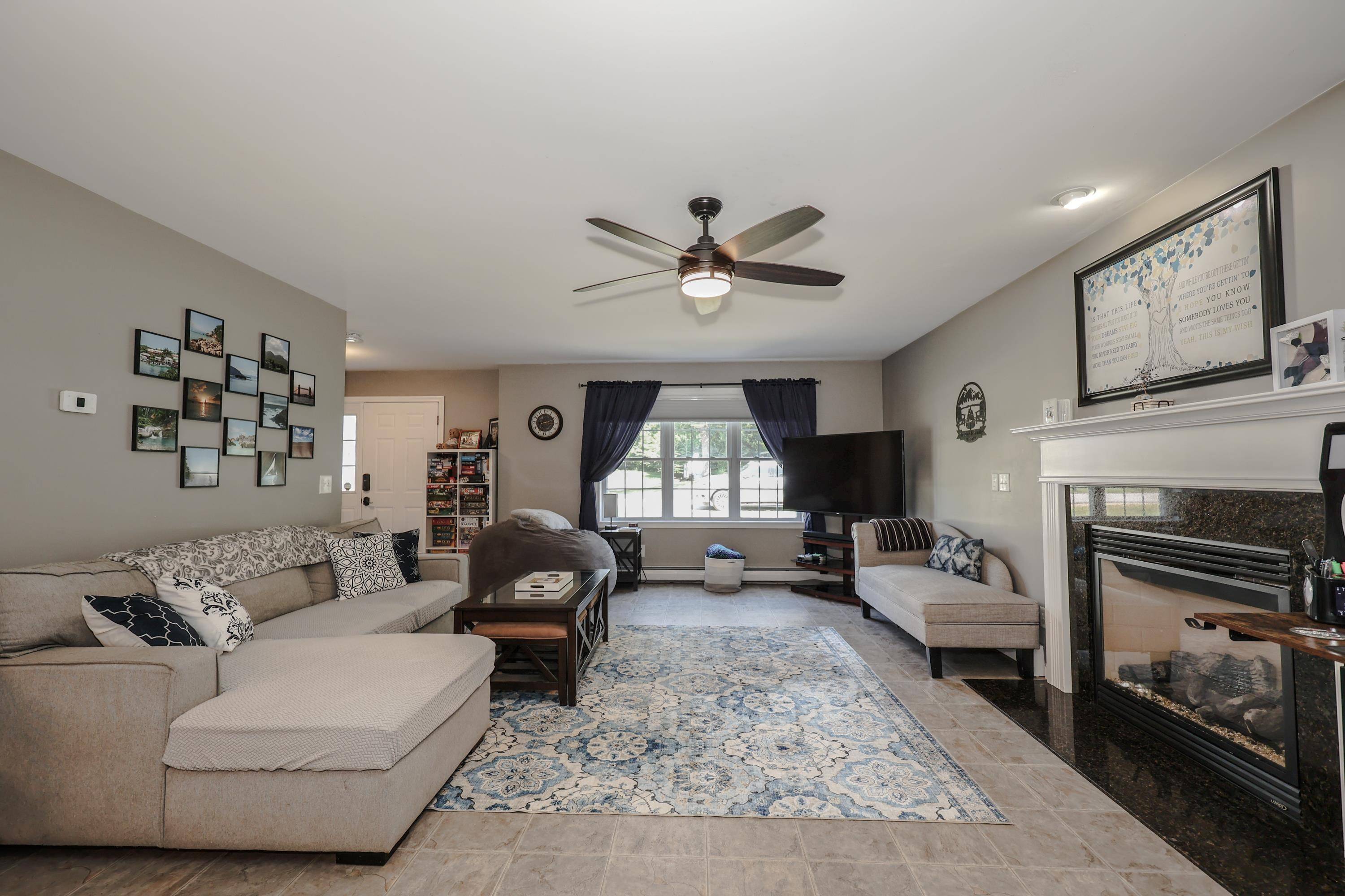 Epping, NH 03042,44A Rollins RD