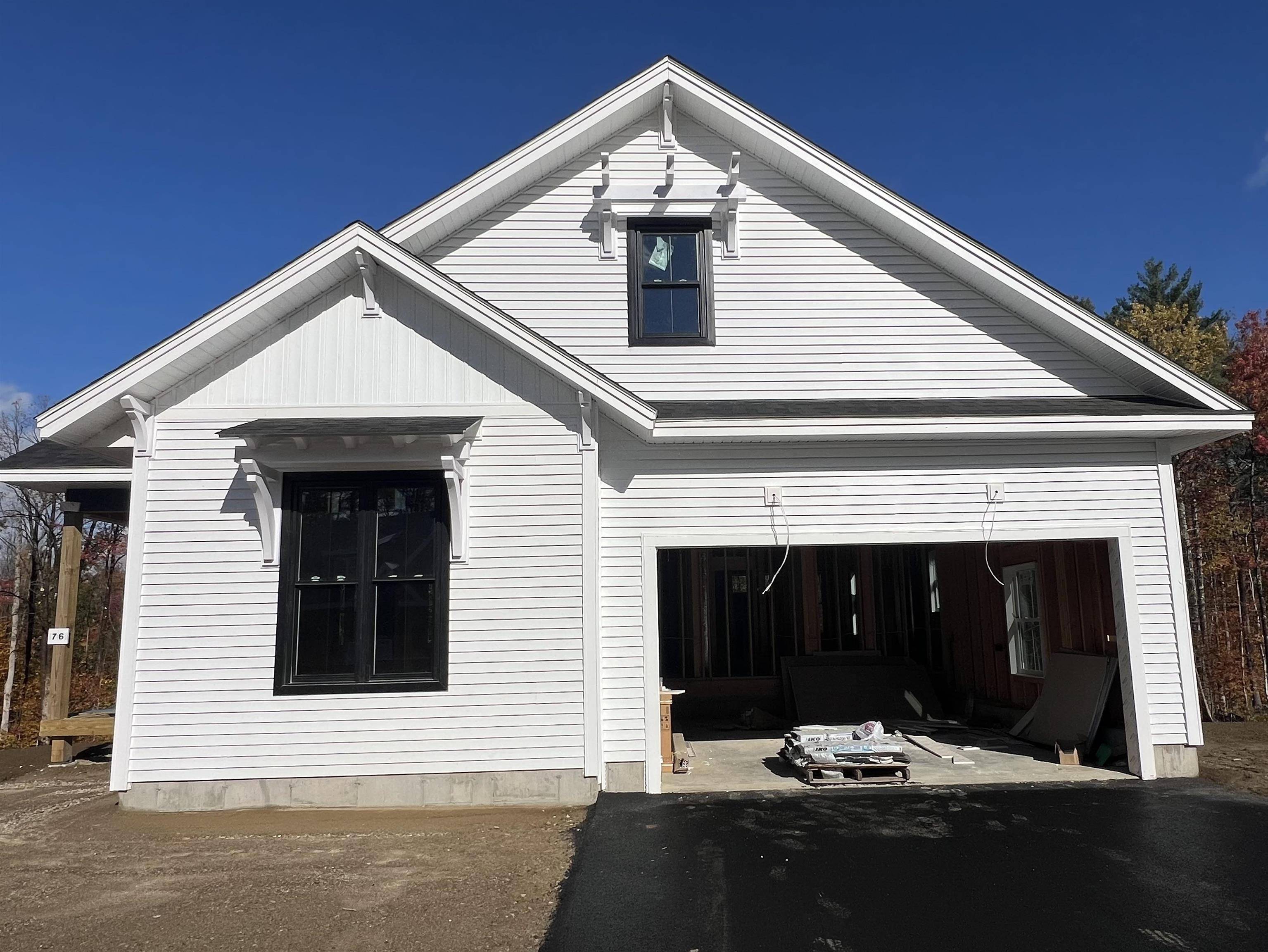 Laconia, NH 03246,76 Lady Walsingham WAY