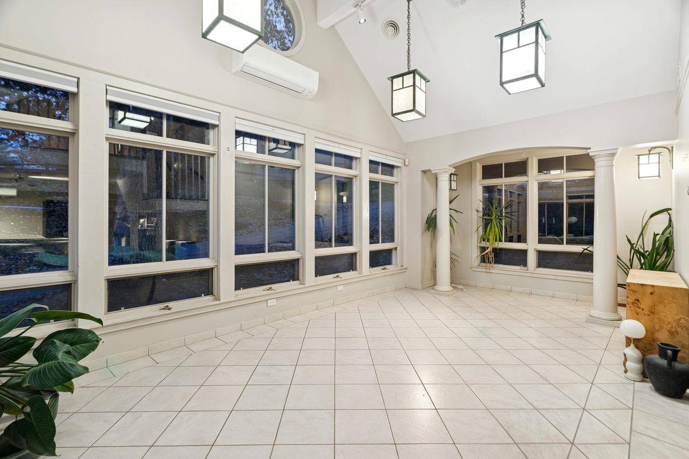 Stowe, VT 05672,299 Mountain RD