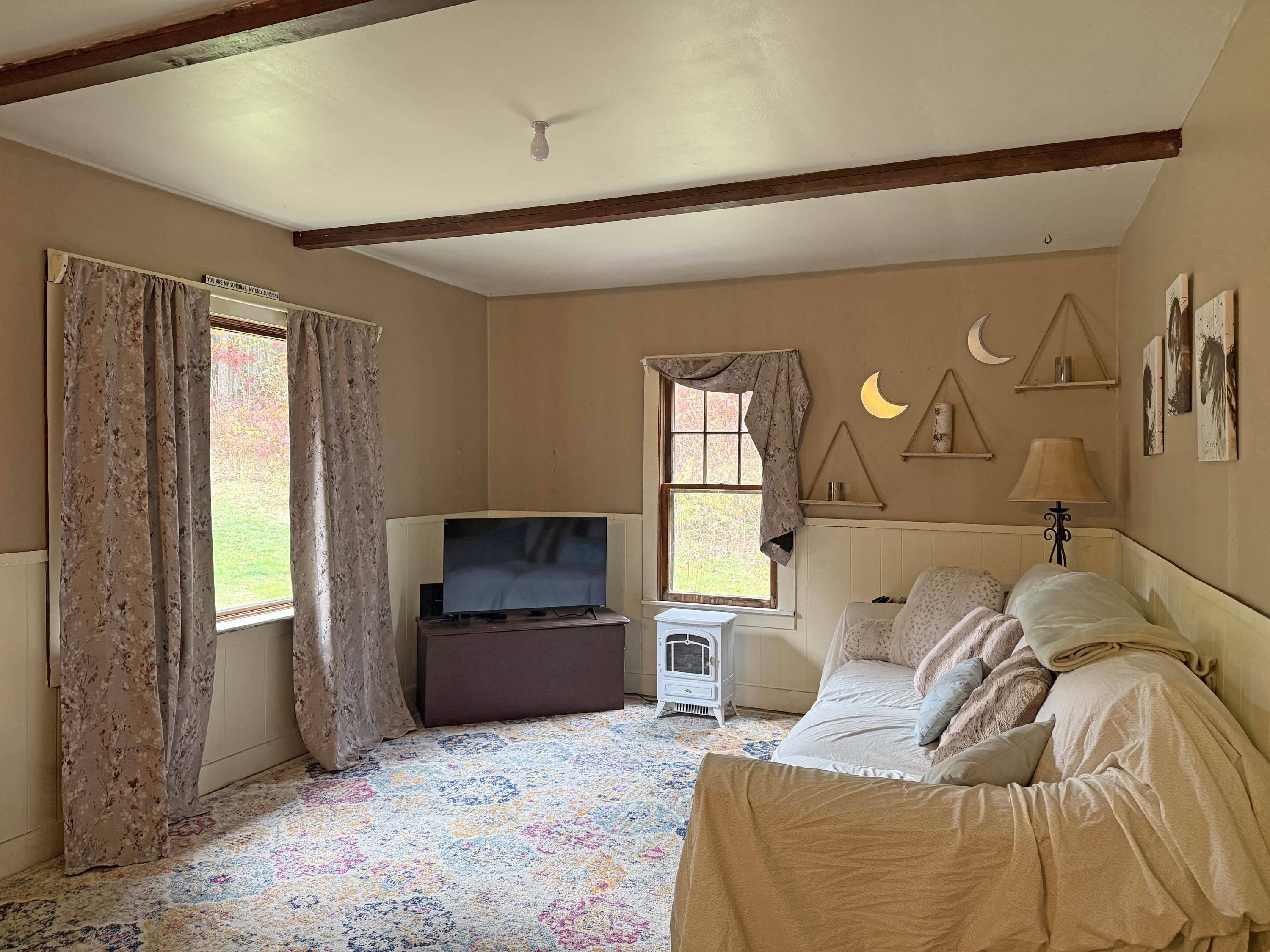 Guilford, VT 05301,2380 Guilford Center RD