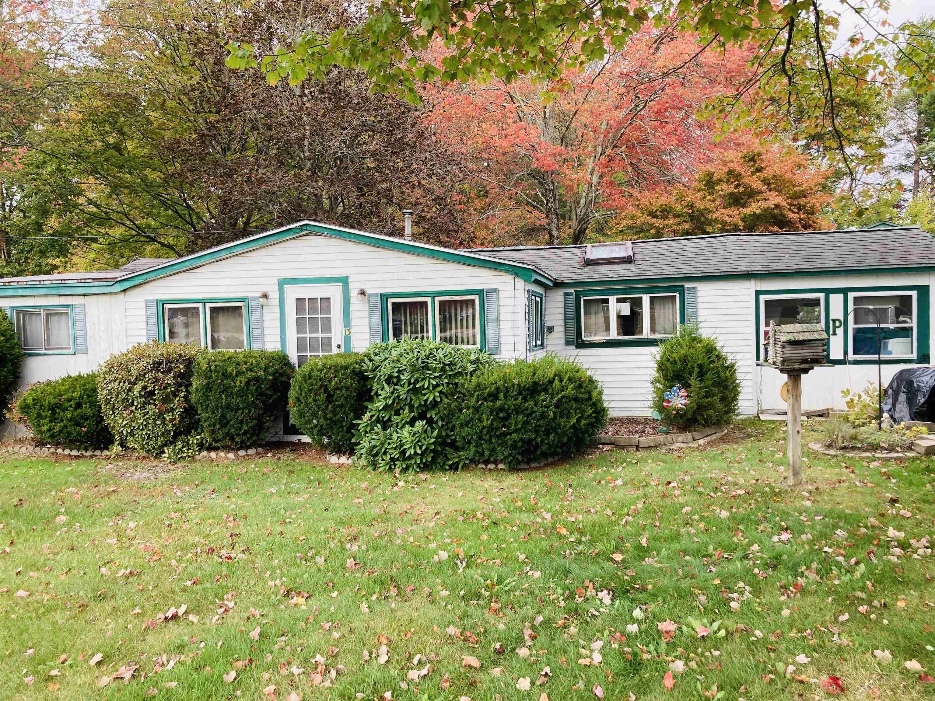 Epping, NH 03042,13 Elm ST