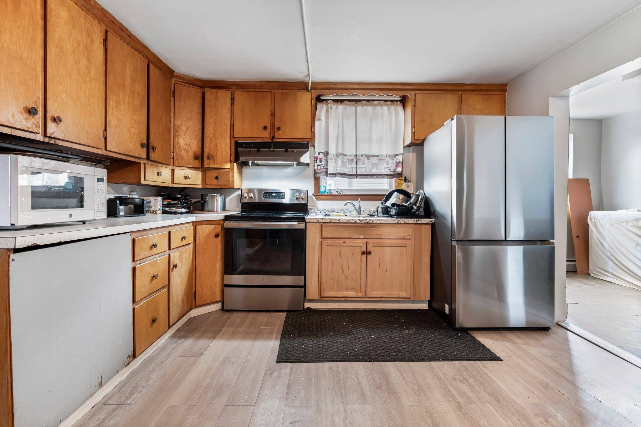 Manchester, NH 03104,151 Pearl ST