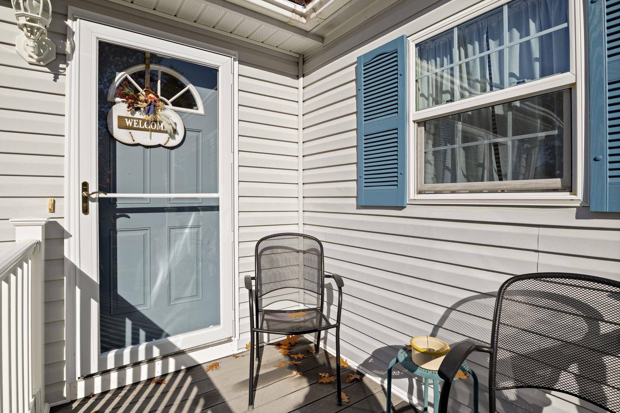 Rochester, NH 03868,63 Temple DR