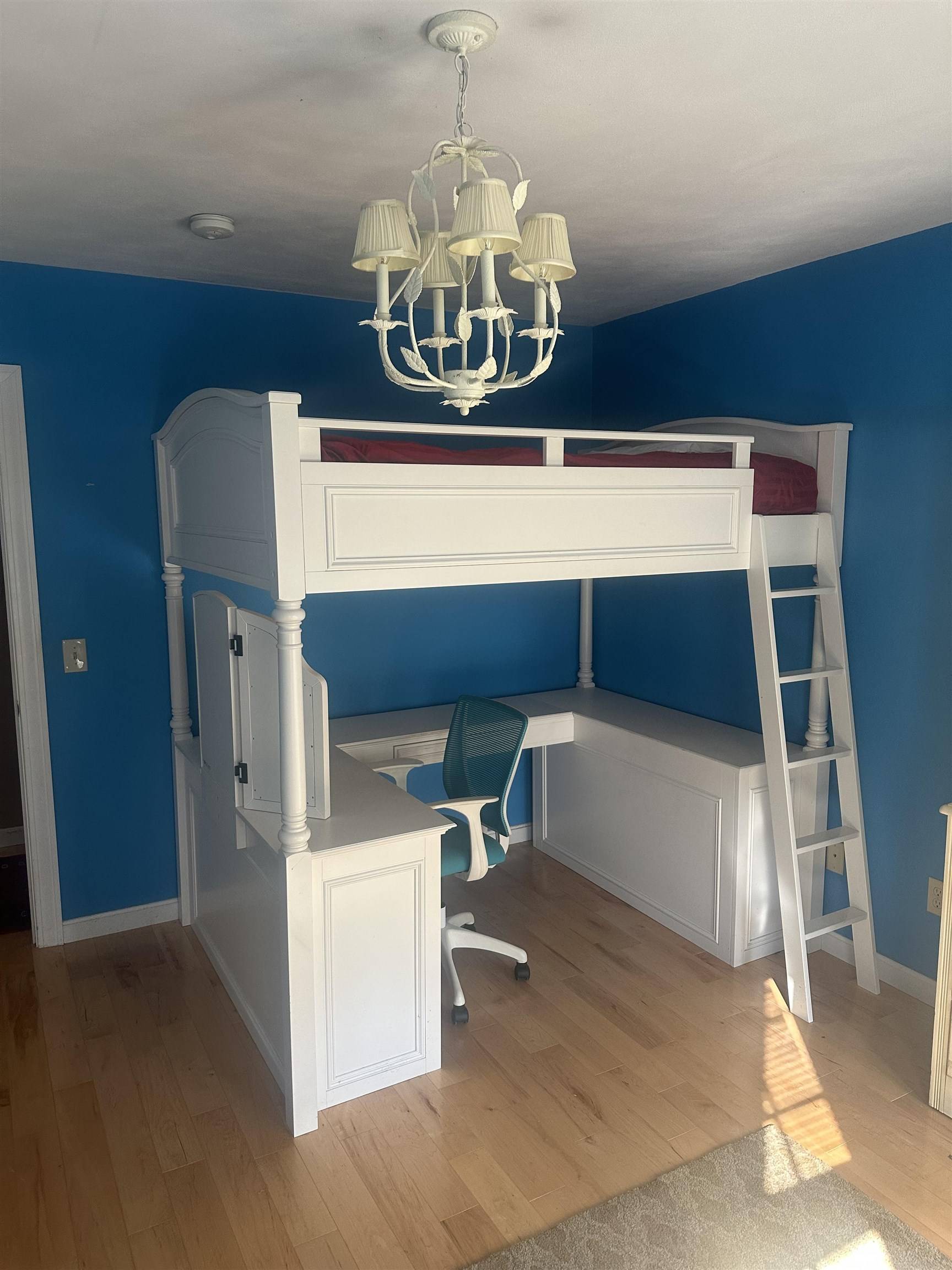 East Kingston, NH 03827,48 Sanborn RD