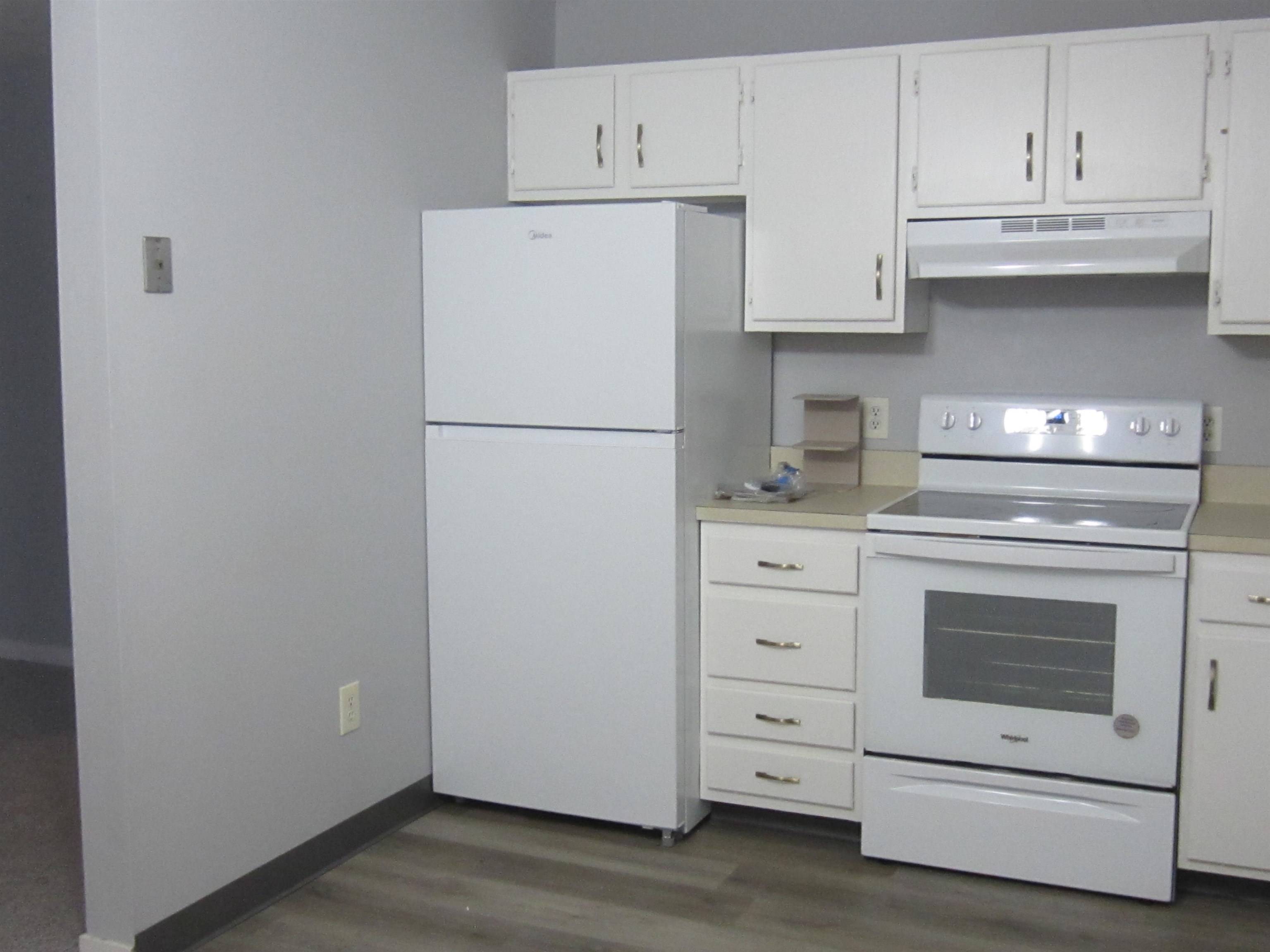 Manchester, NH 03102,14 Northbrook DR #18