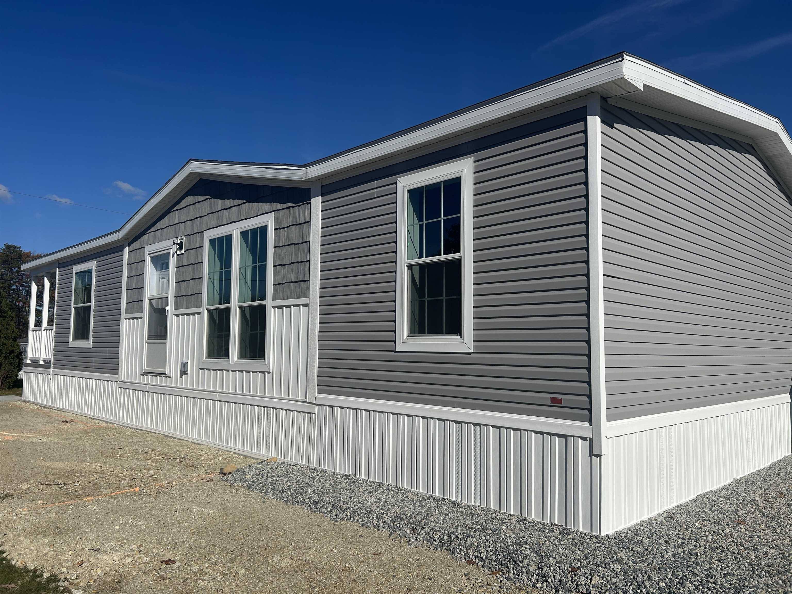 Somersworth, NH 03878,229 Sherwood GLN