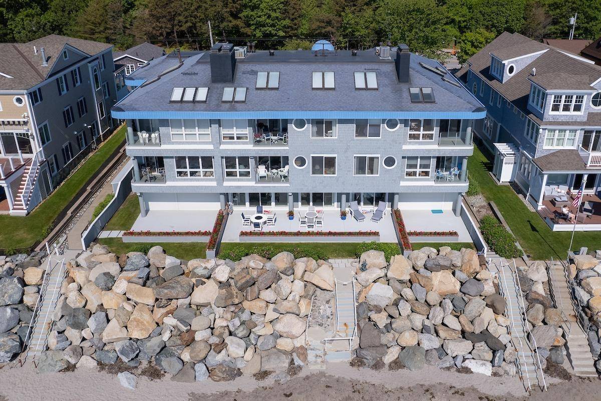 Hampton, NH 03842,1044 Ocean BLVD #1B