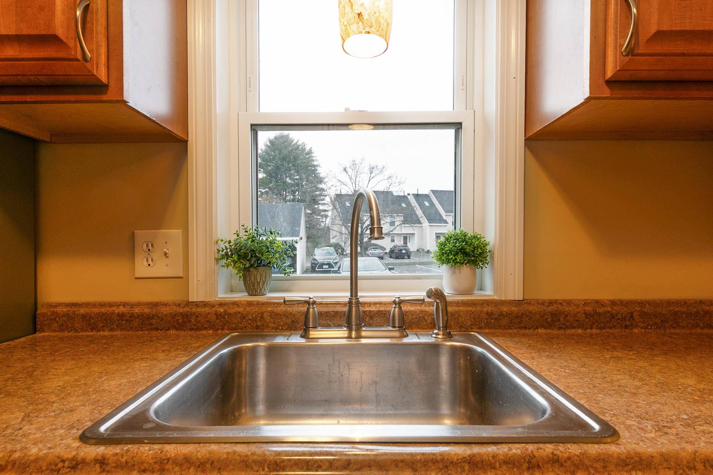 Concord, NH 03303,13 Whitewater DR