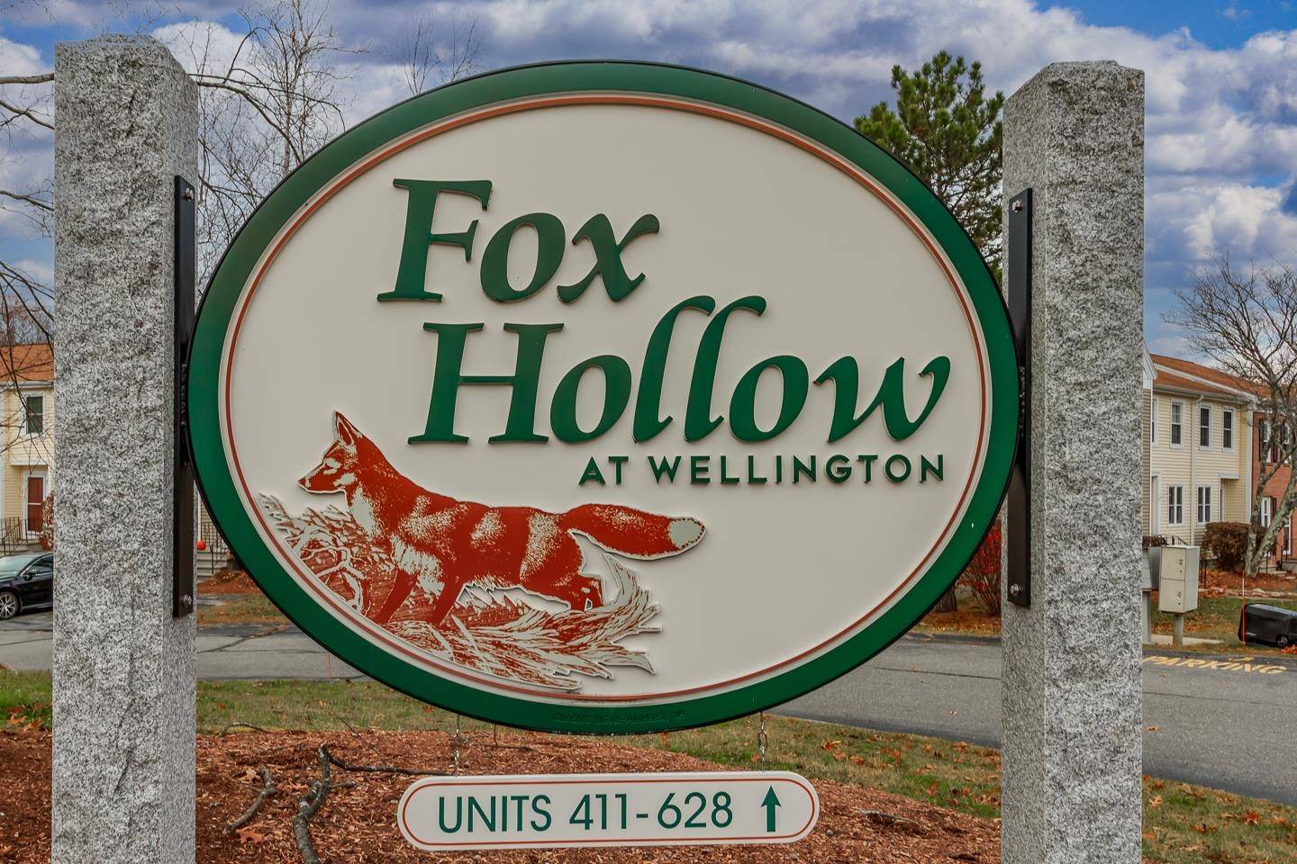 Manchester, NH 03104,534 Fox Hollow WAY