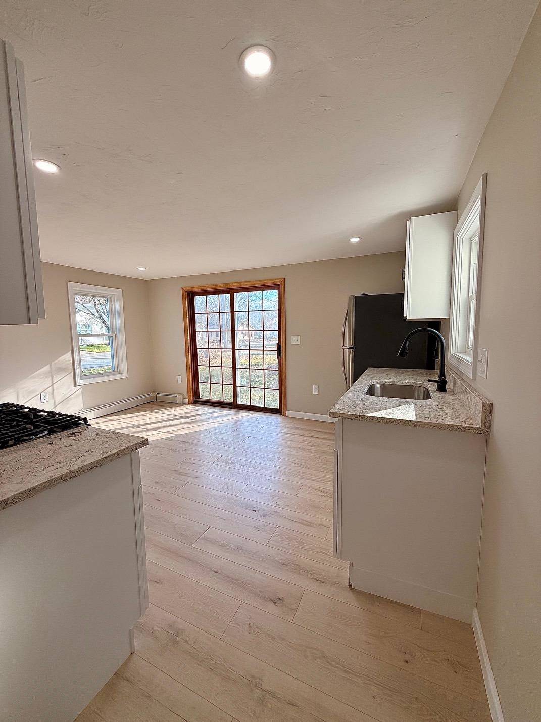 Seabrook, NH 03874,57 Washington ST