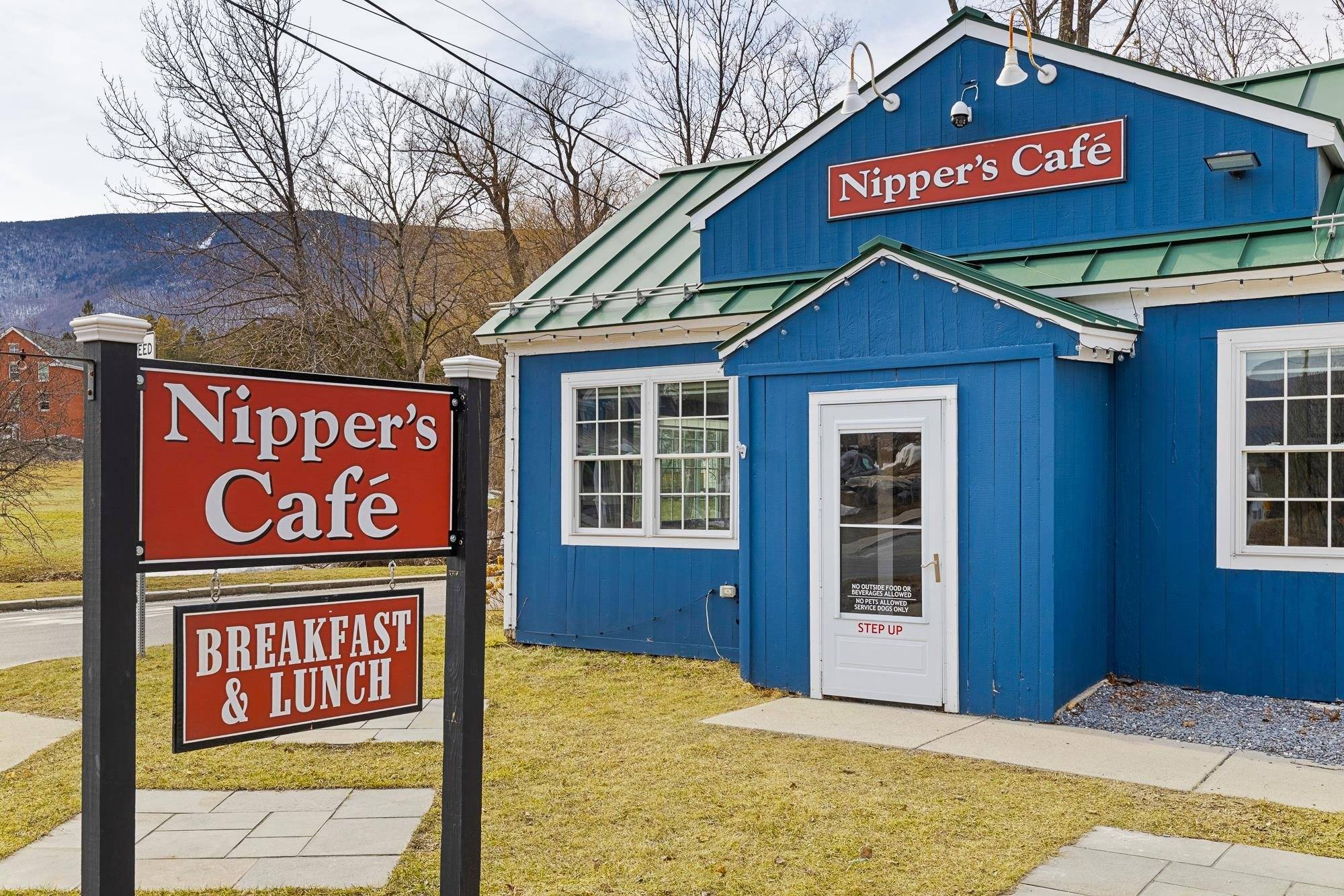 Manchester, VT 05255,4697 Main ST