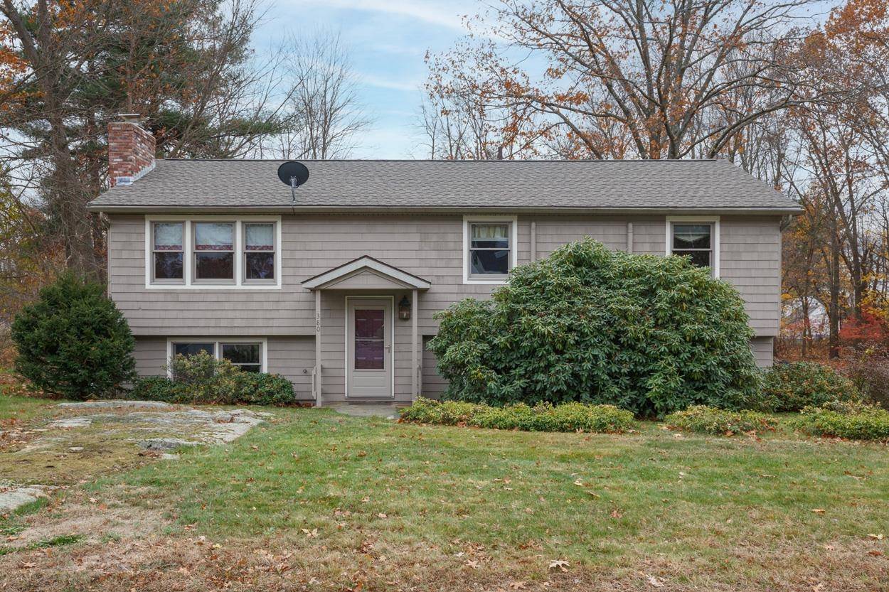 Manchester, NH 03109,380 Woodcrest CT
