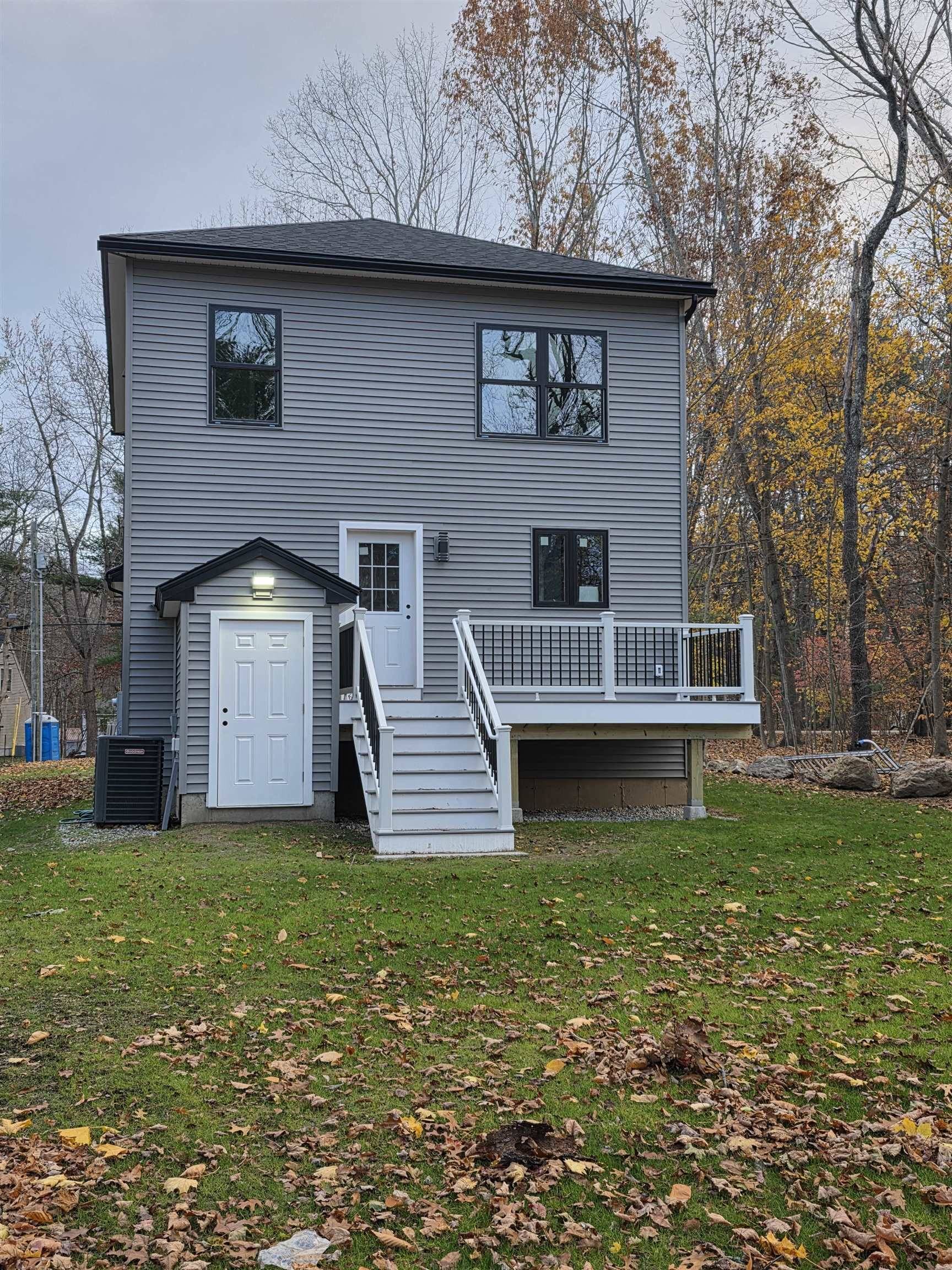 Sandown, NH 03873,9 Trues Pkwy