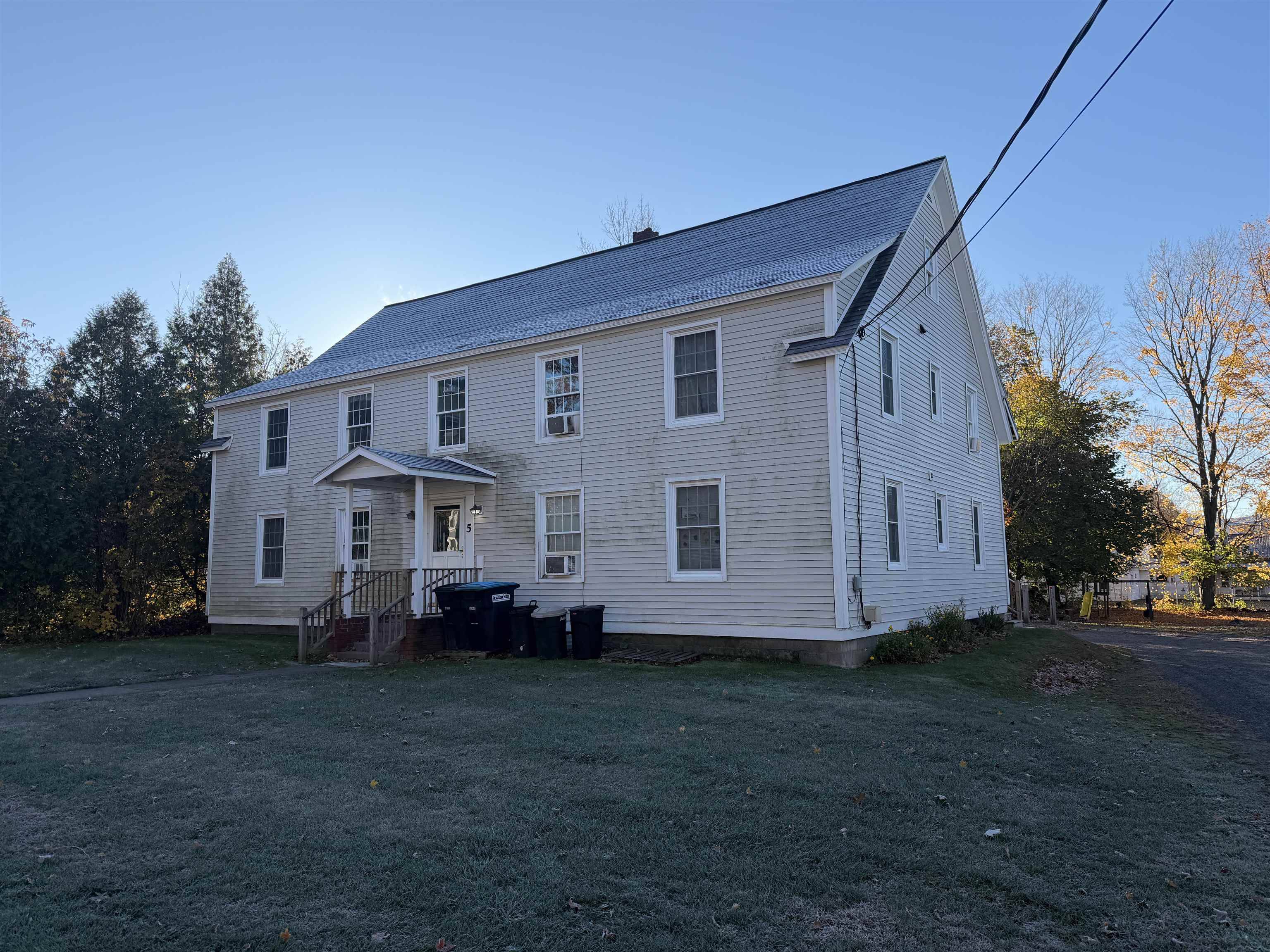 Bristol, VT 05443,5 Pleasant ST