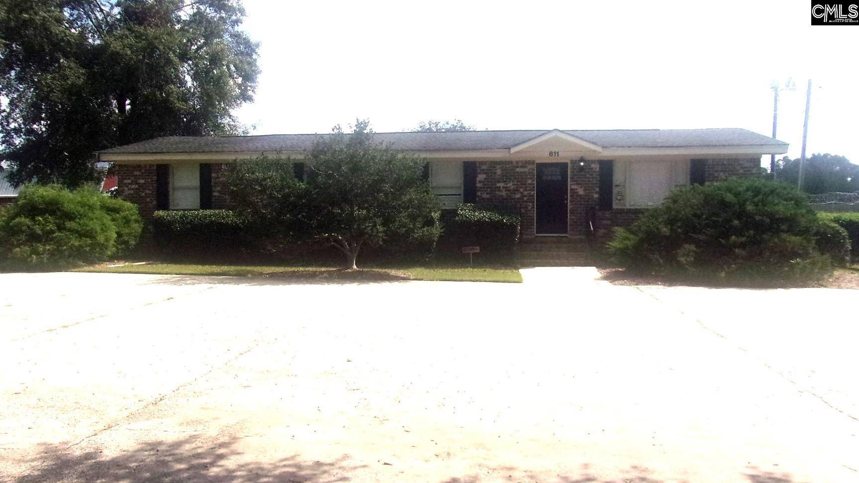 St. Matthews, SC 29135,811 Harry C Raysor Dr