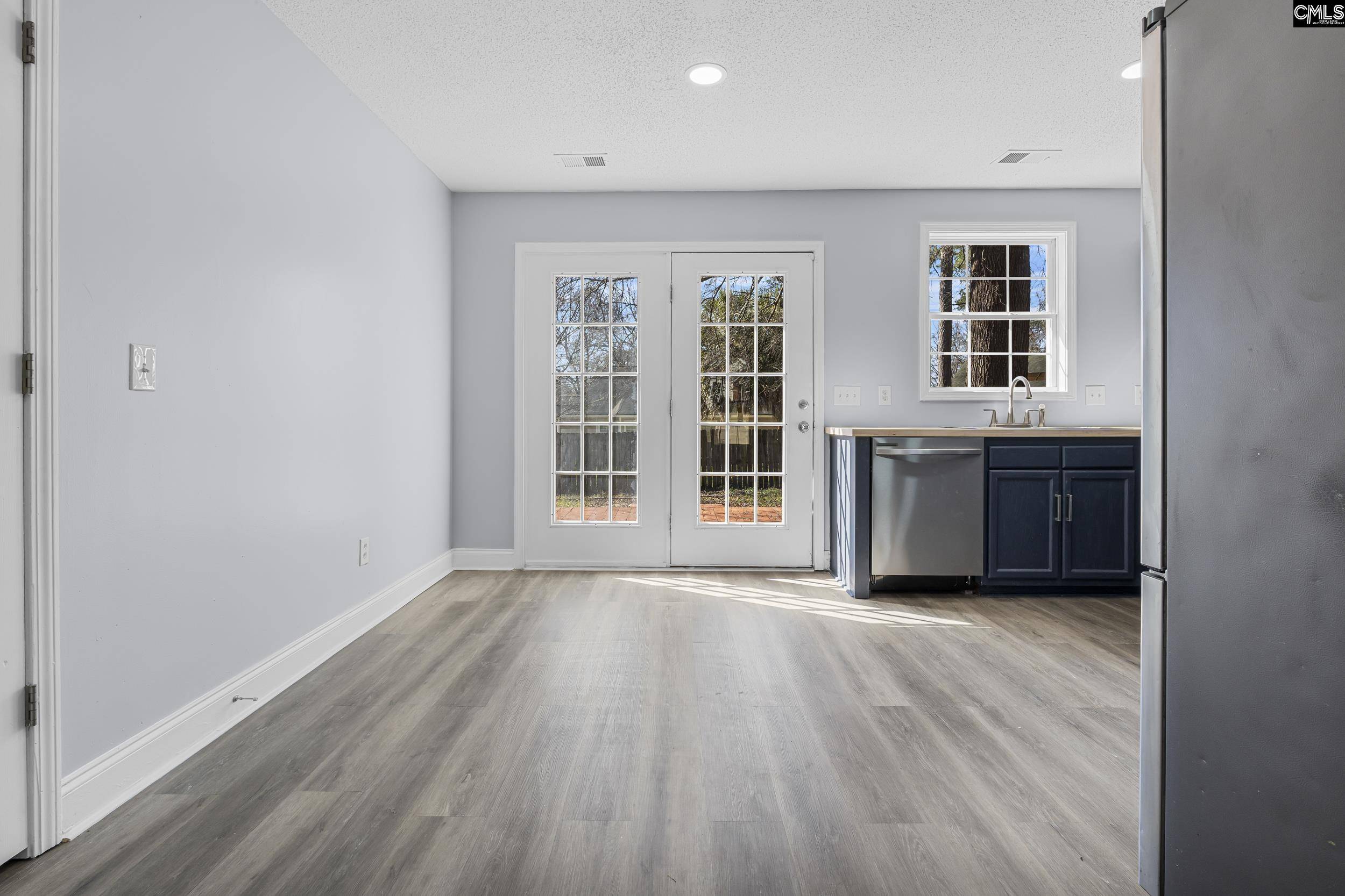 Columbia, SC 29209,509 Burnside