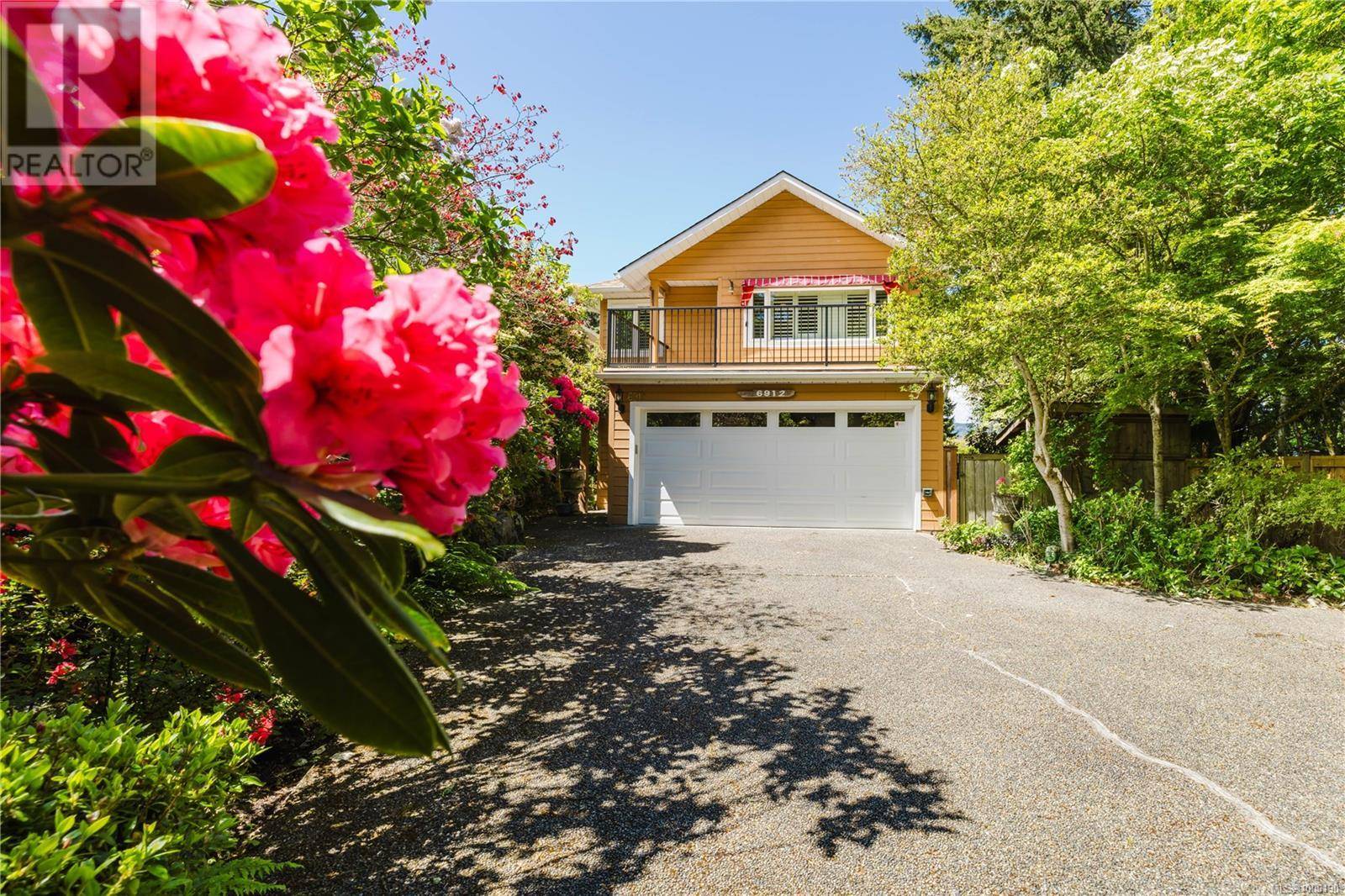 Central Saanich, BC V8M1B2,6912 Bayside Pl