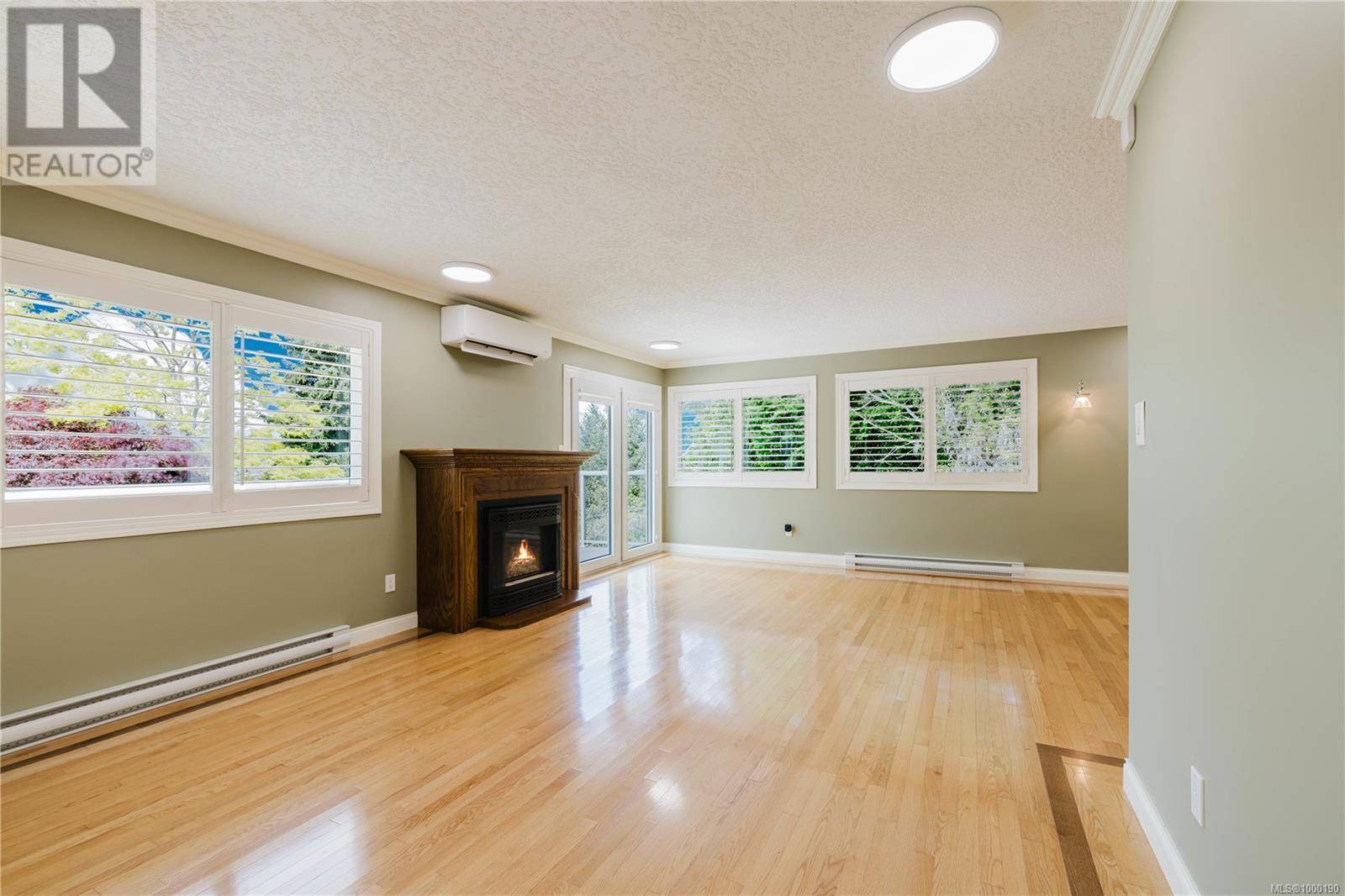 Central Saanich, BC V8M1B2,6912 Bayside Pl