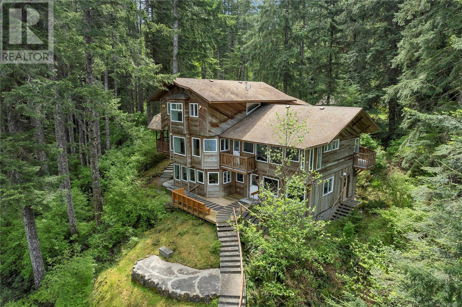 Quadra Island, BC V0P1H0,1747 Hyacinthe Bay Rd