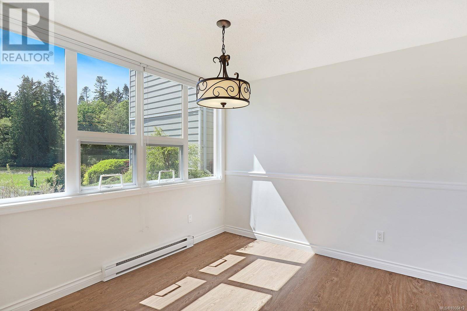 Courtenay, BC V9N1A5,205 1st ST #116