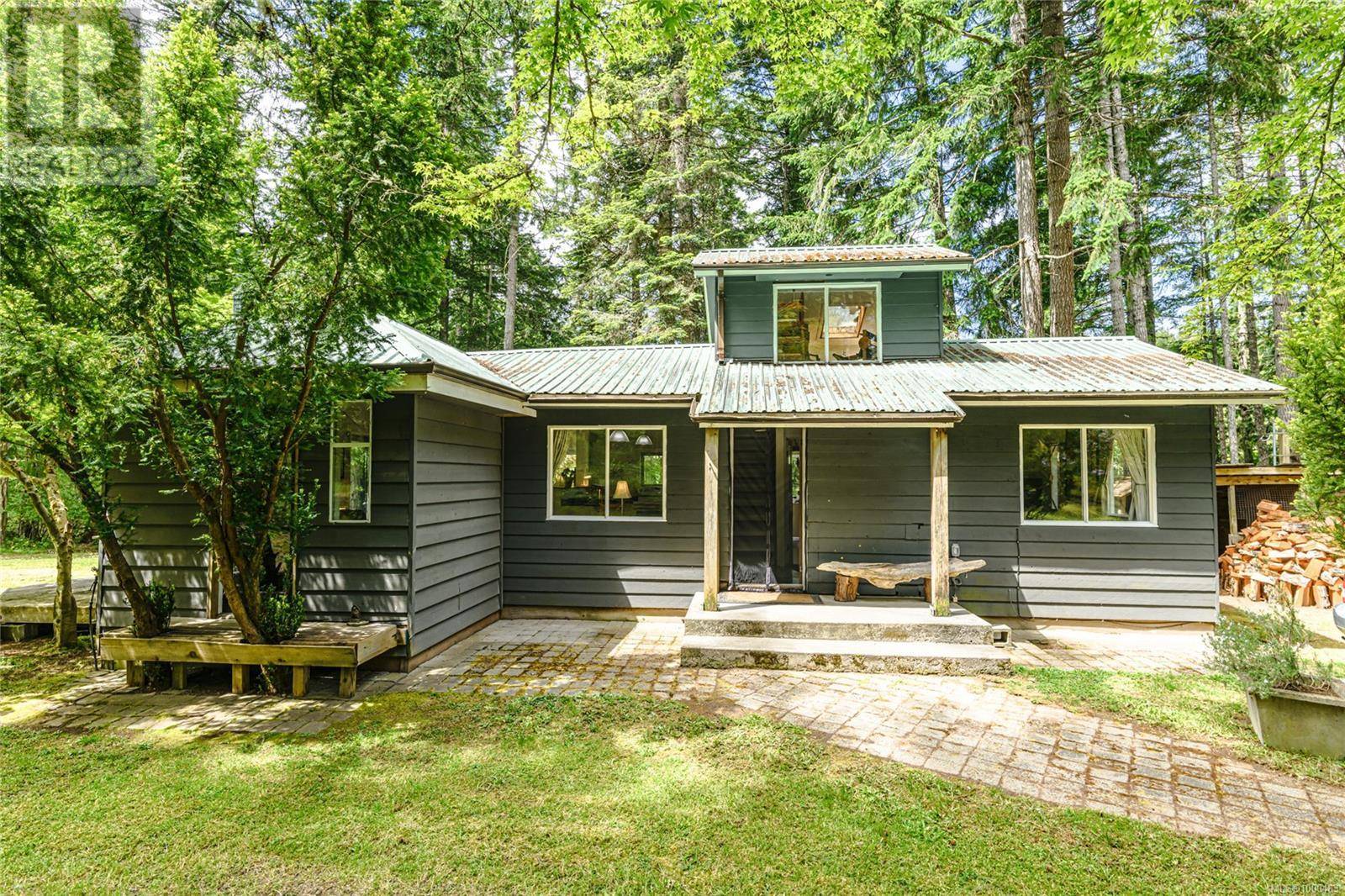 Salt Spring, BC V8K1X3,131 Demetri Way