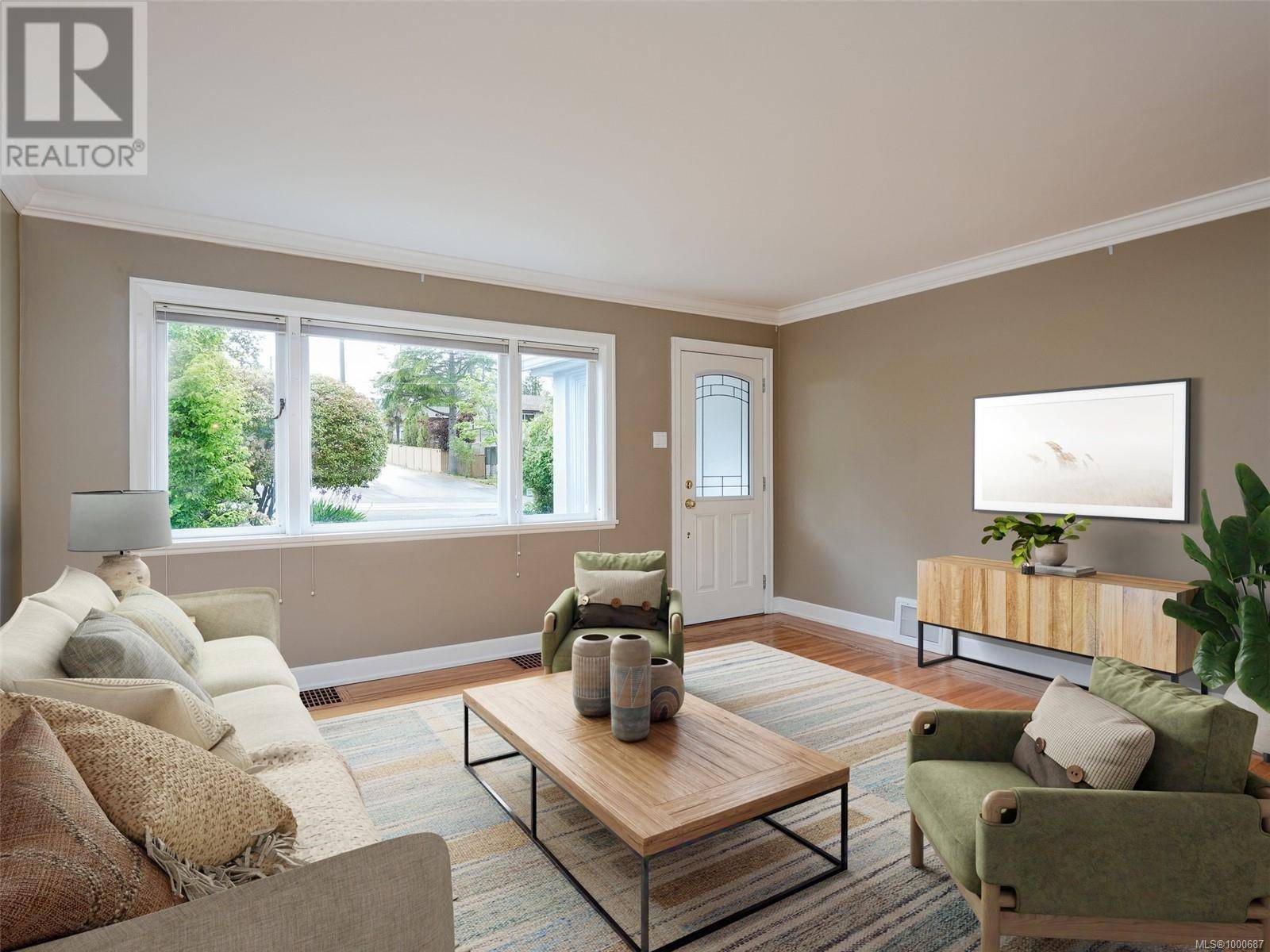 Saanich, BC V8N3L4,4406 Torquay Dr