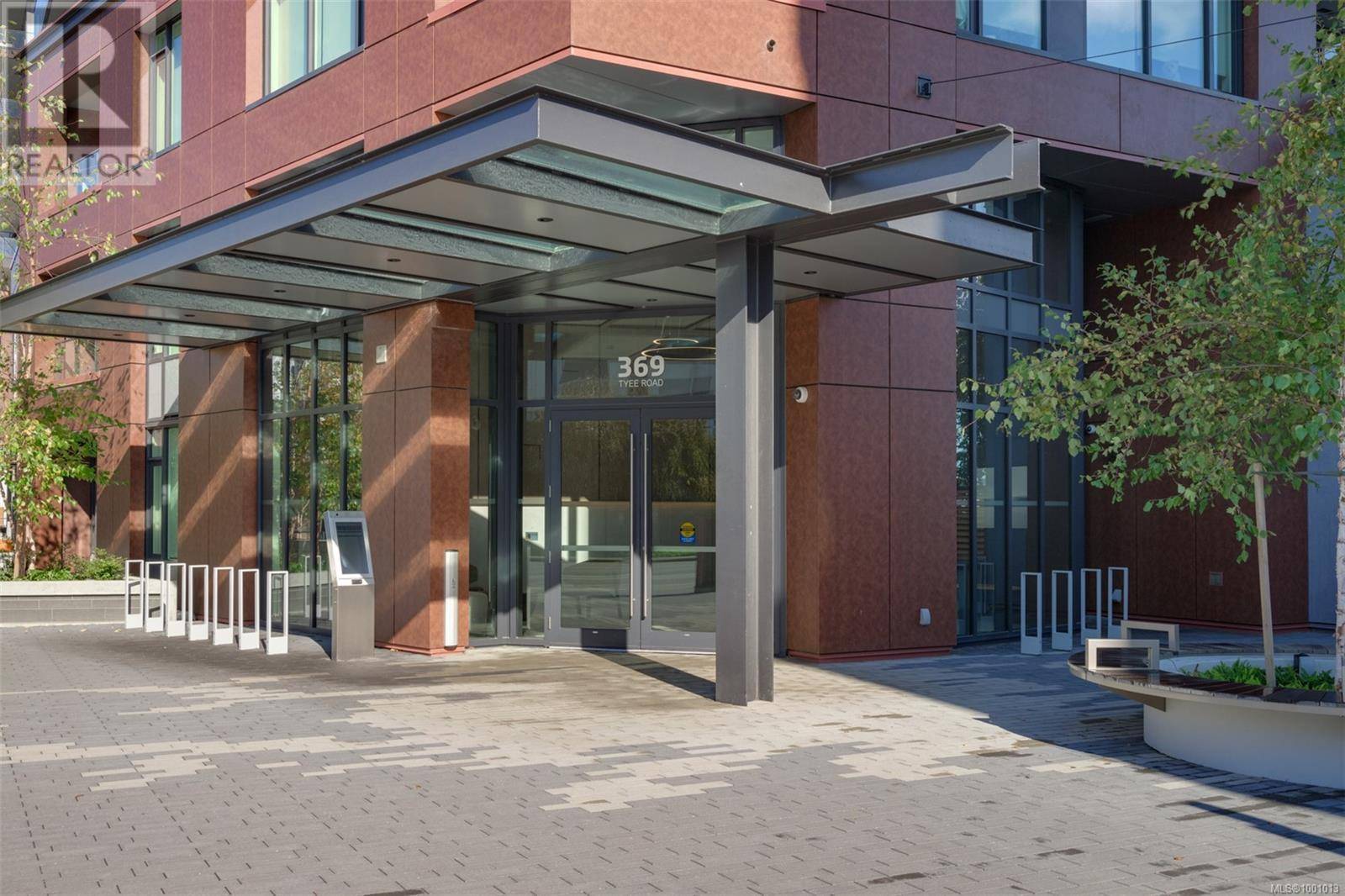 Victoria, BC V9A0B6,369 Tyee RD #405
