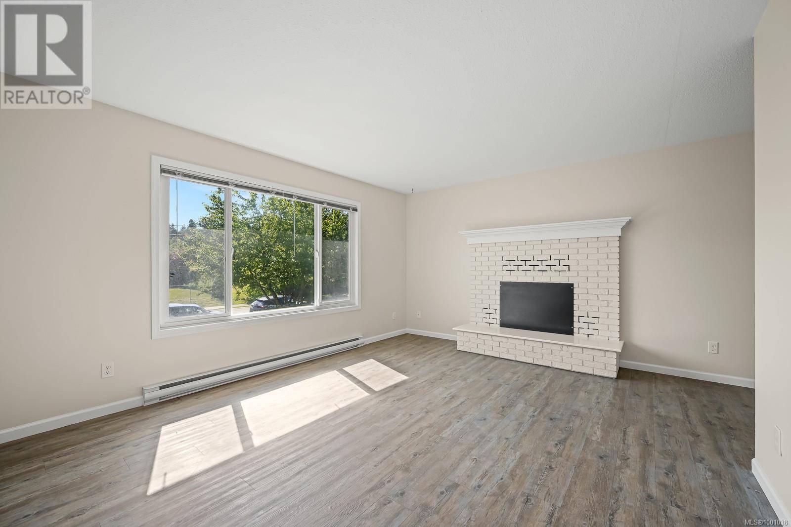 Courtenay, BC V9N7L4,2430 Kilpatrick Ave