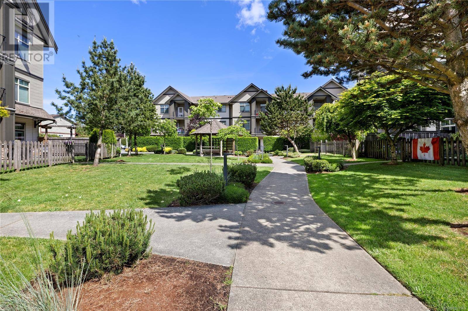 Nanaimo, BC V9S2N2,2117 Meredith RD #104