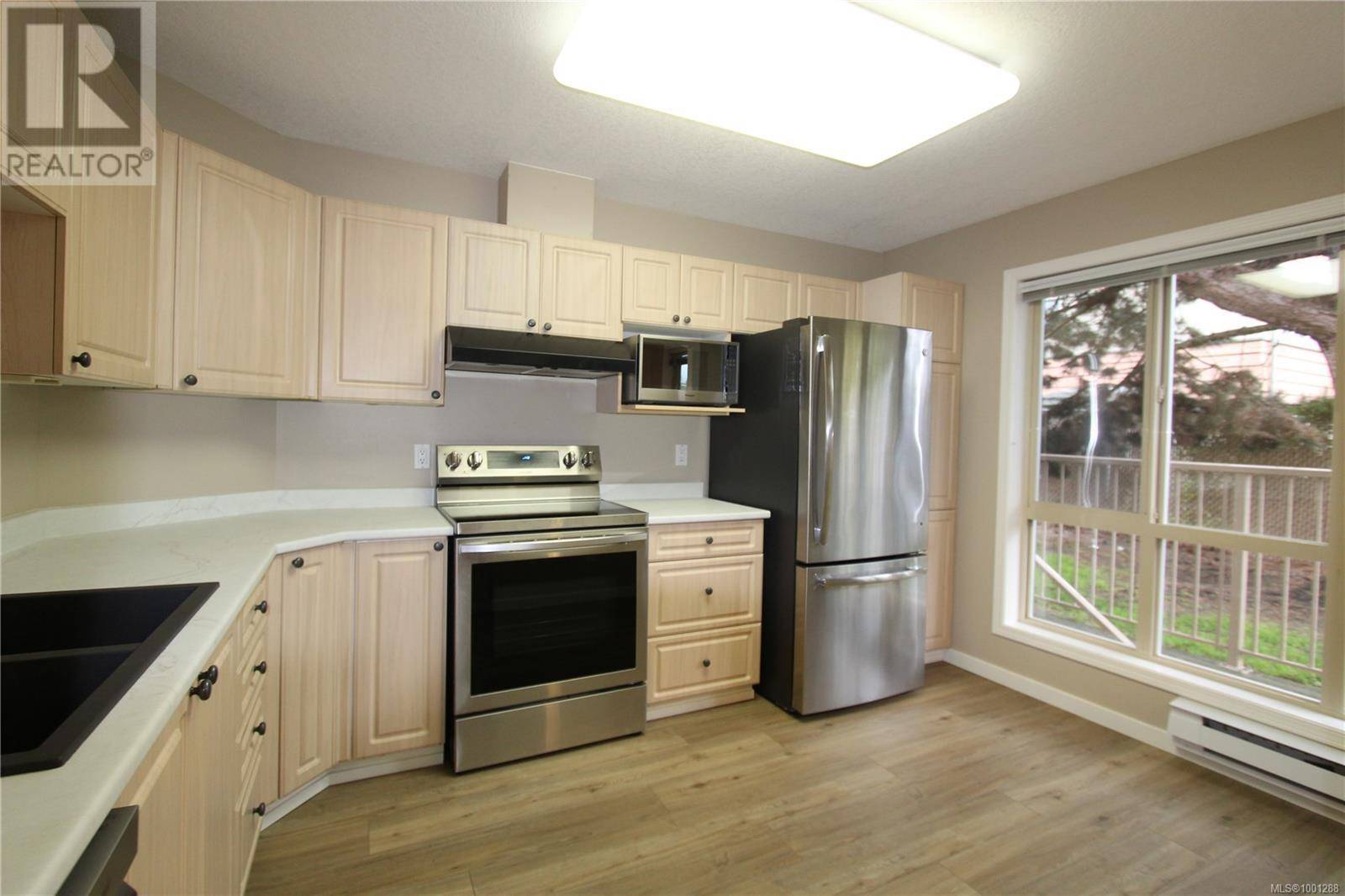 Parksville, BC V9P1K4,335 Hirst AVE West #103