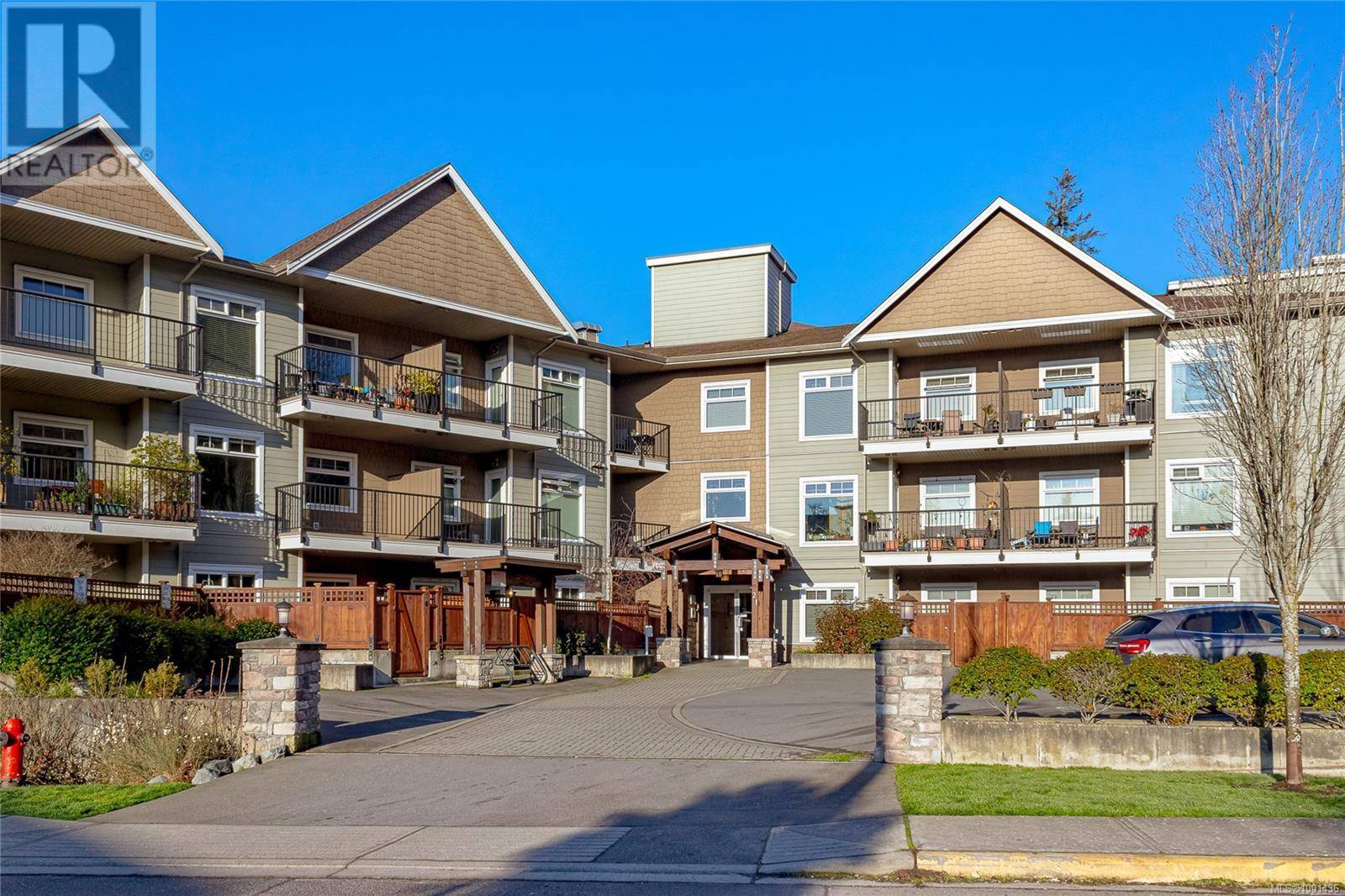 View Royal, BC V8Z0C4,21 Conard ST #206