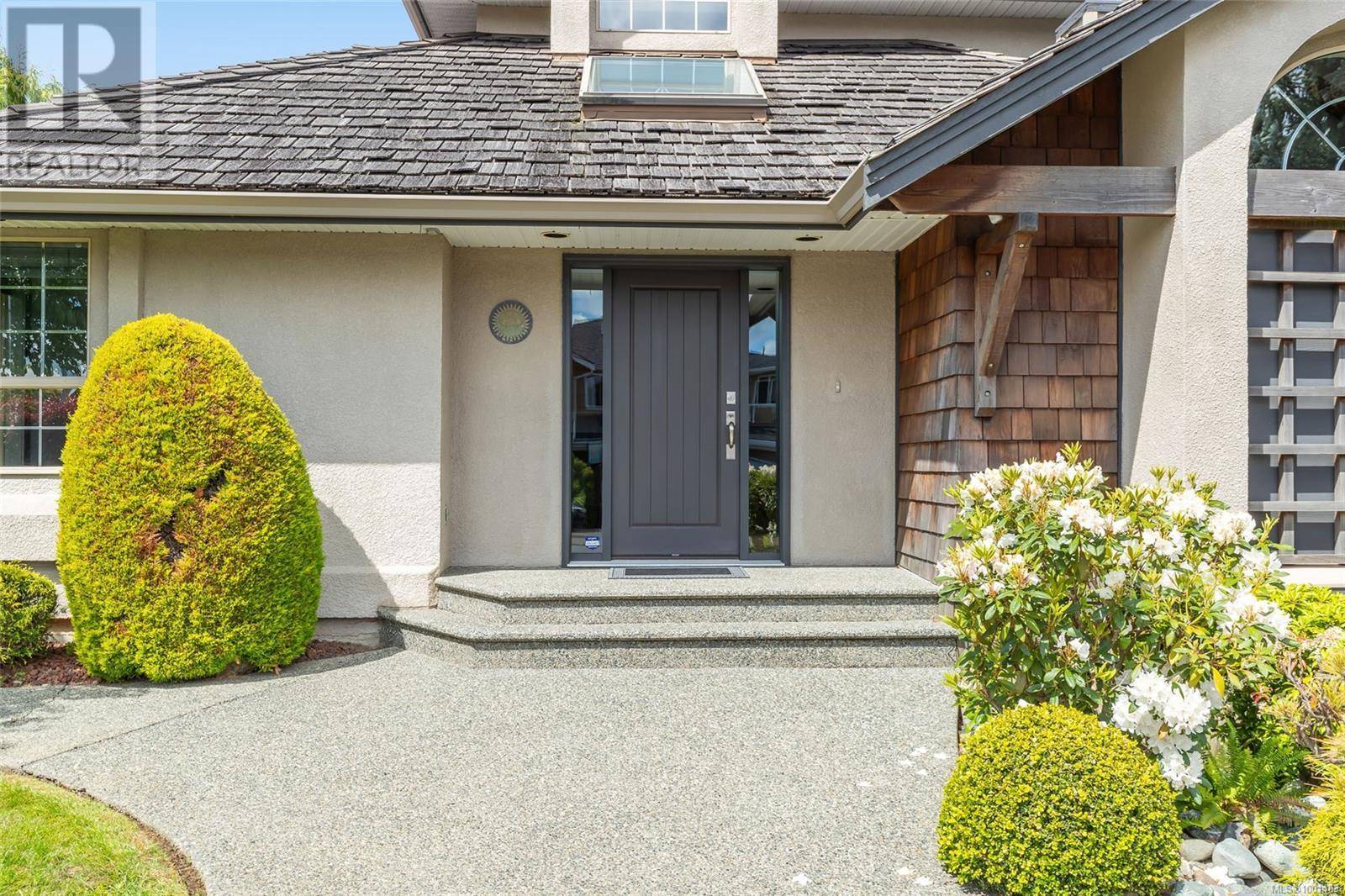 Nanaimo, BC V9V1N5,6350 Groveland Dr