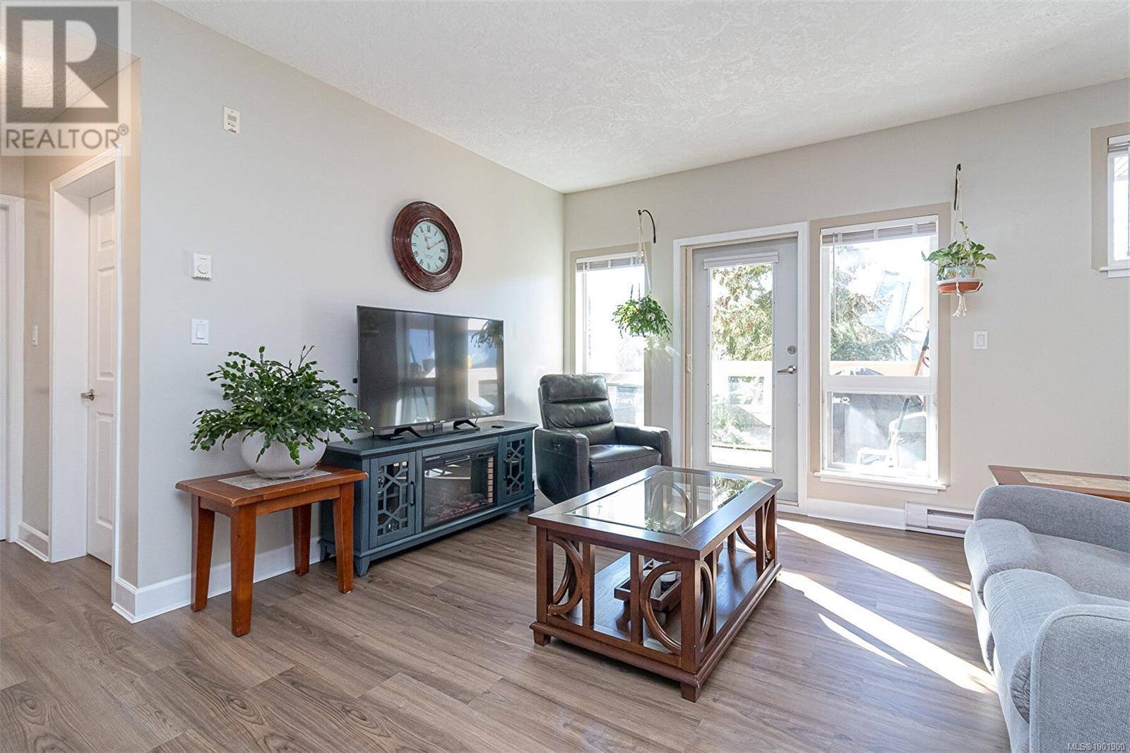 Esquimalt, BC V9A4P7,1156 Colville RD #203