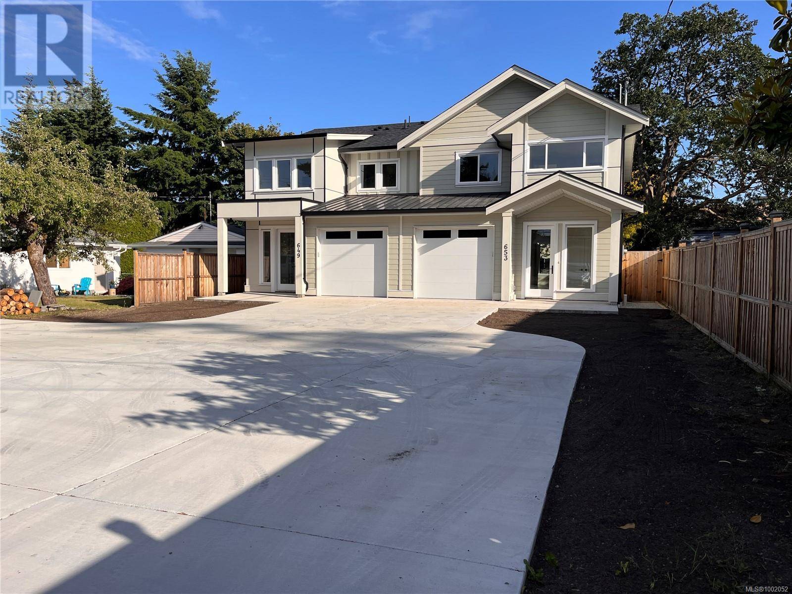 Langford, BC V9B3A6,653 Hoffman Ave