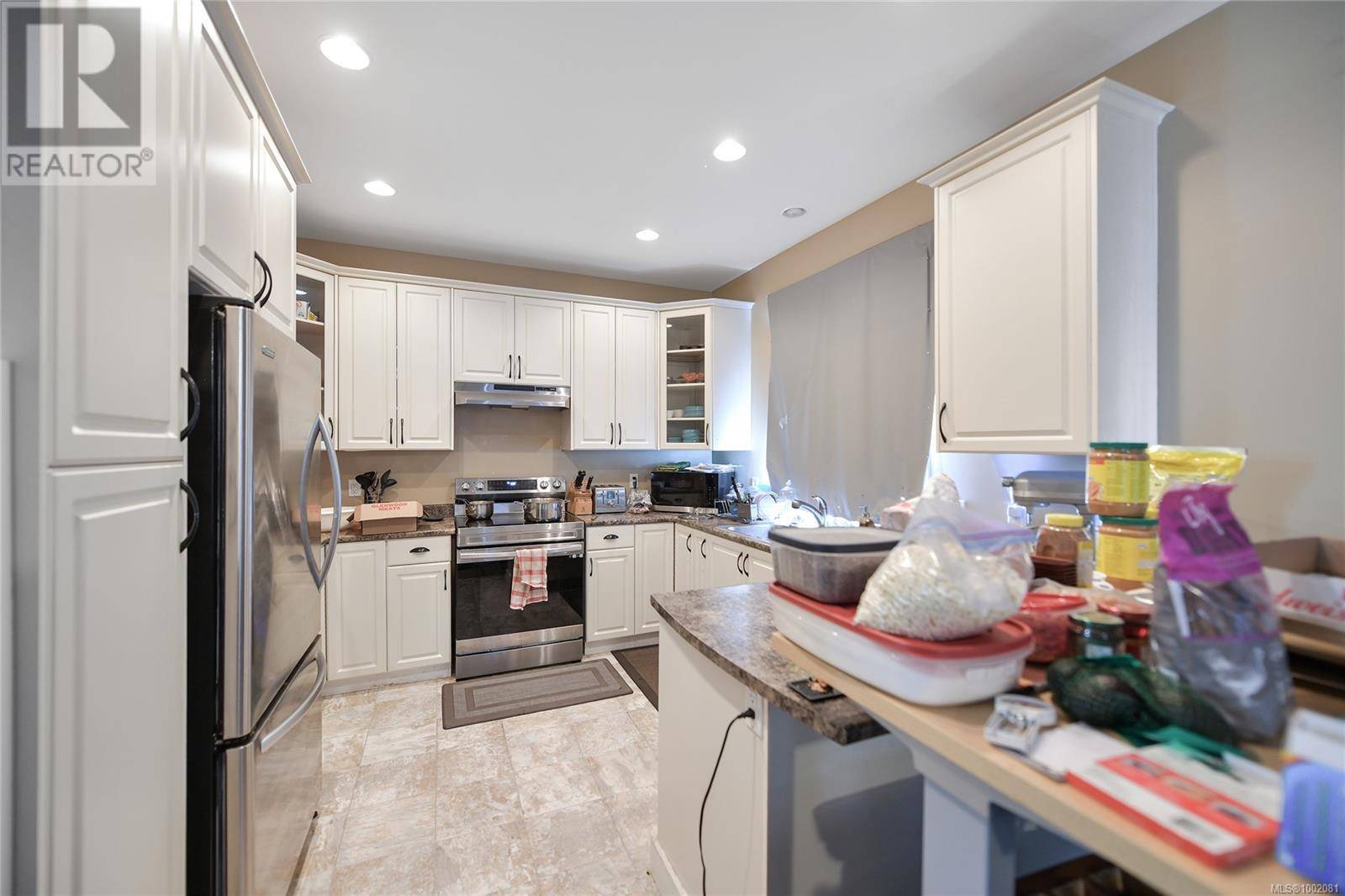 Langford, BC V9B4W3,953 Glen Willow Pl