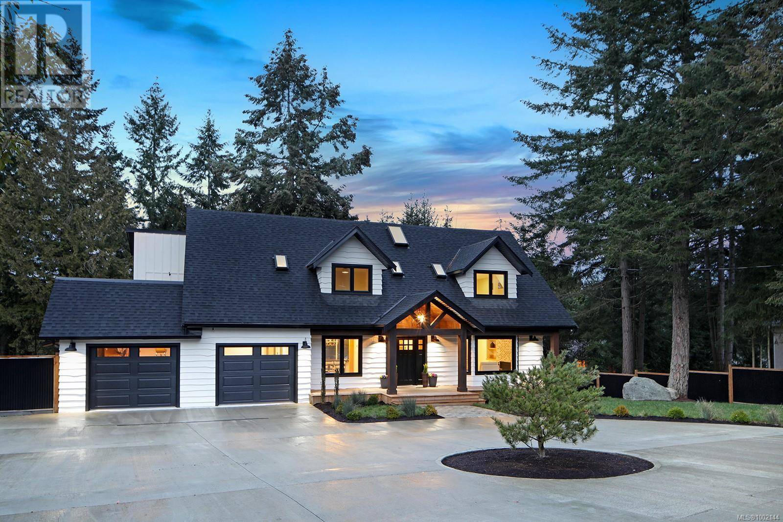 Qualicum Beach, BC V9K1L1,177 Sunningdale Rd E