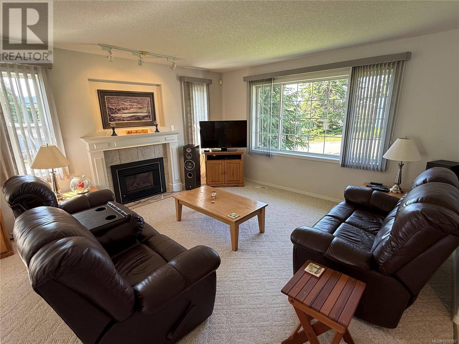Nanaimo, BC V9T6G2,5427 Colinwood Dr