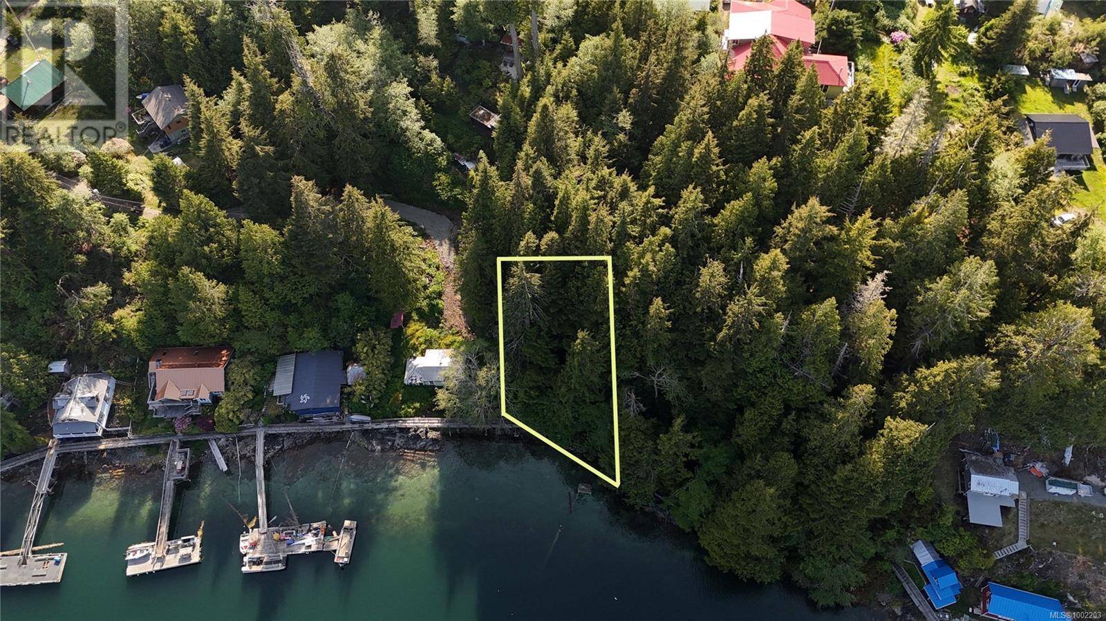 Bamfield, BC V0R1B0,167 Regent ST #7