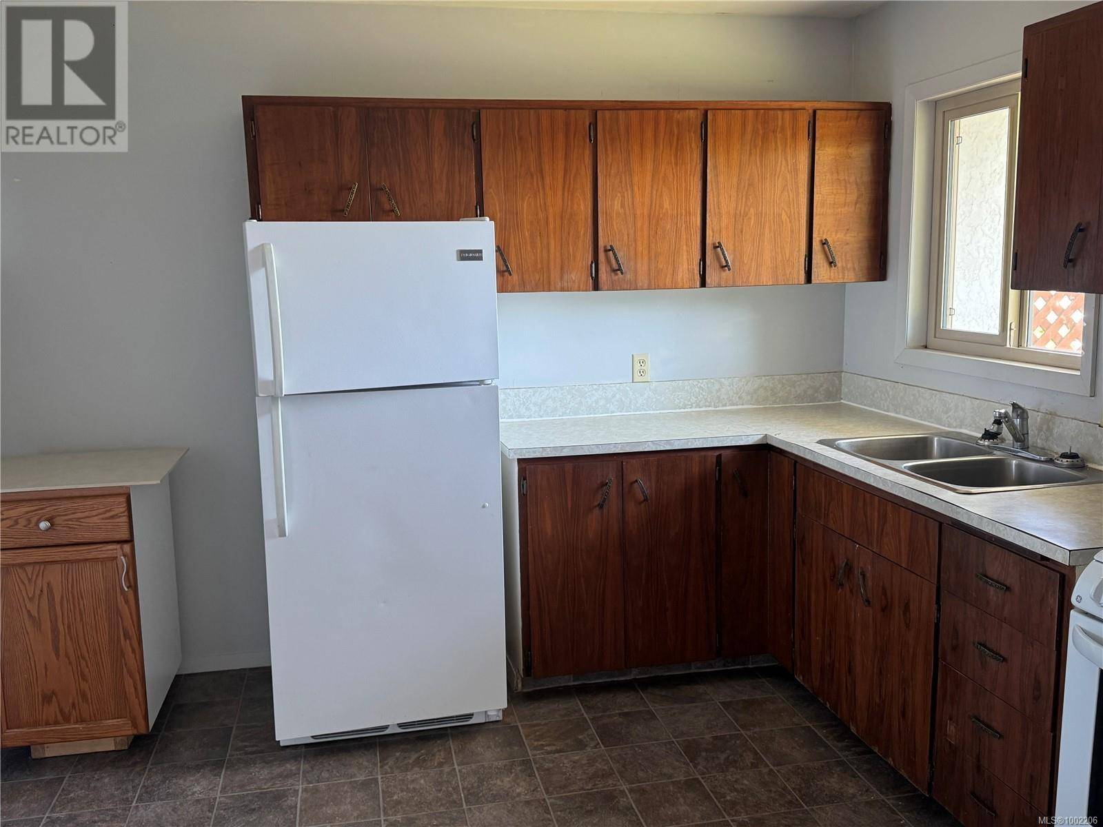 Saltair, BC V0R1K2,3456 Seacloud Rd